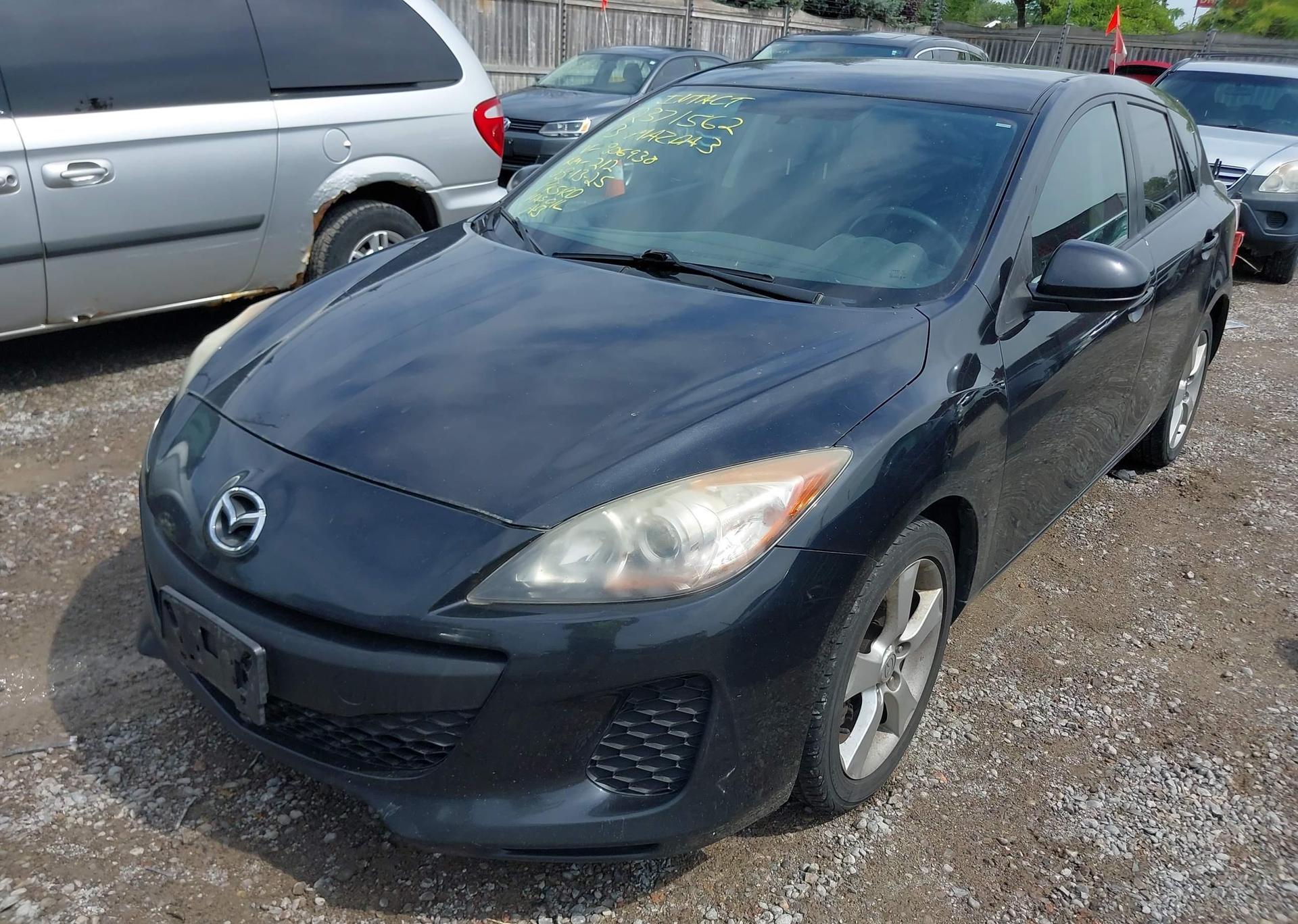 2013 MAZDA MAZDA3