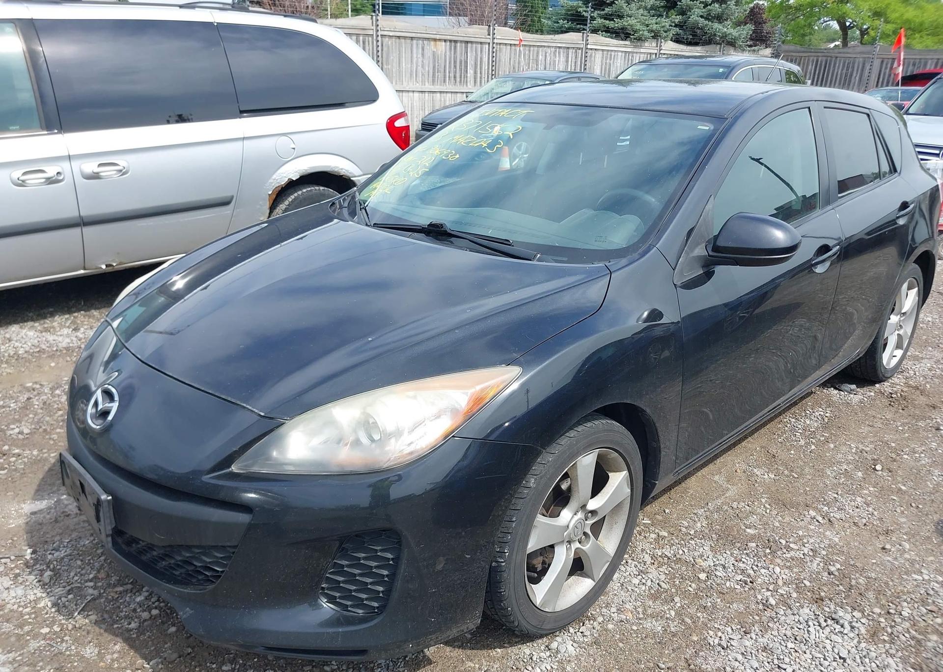 2013 MAZDA MAZDA3