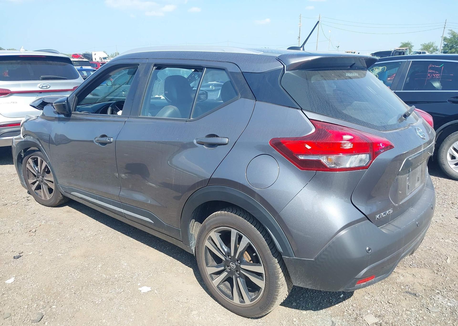 2020 NISSAN KICKS SR