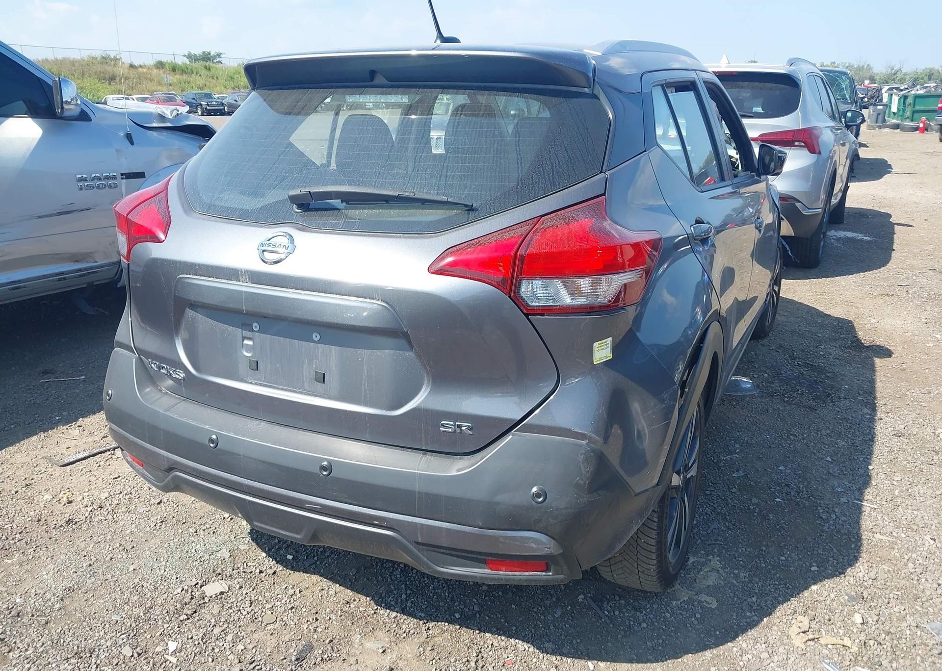 2020 NISSAN KICKS SR