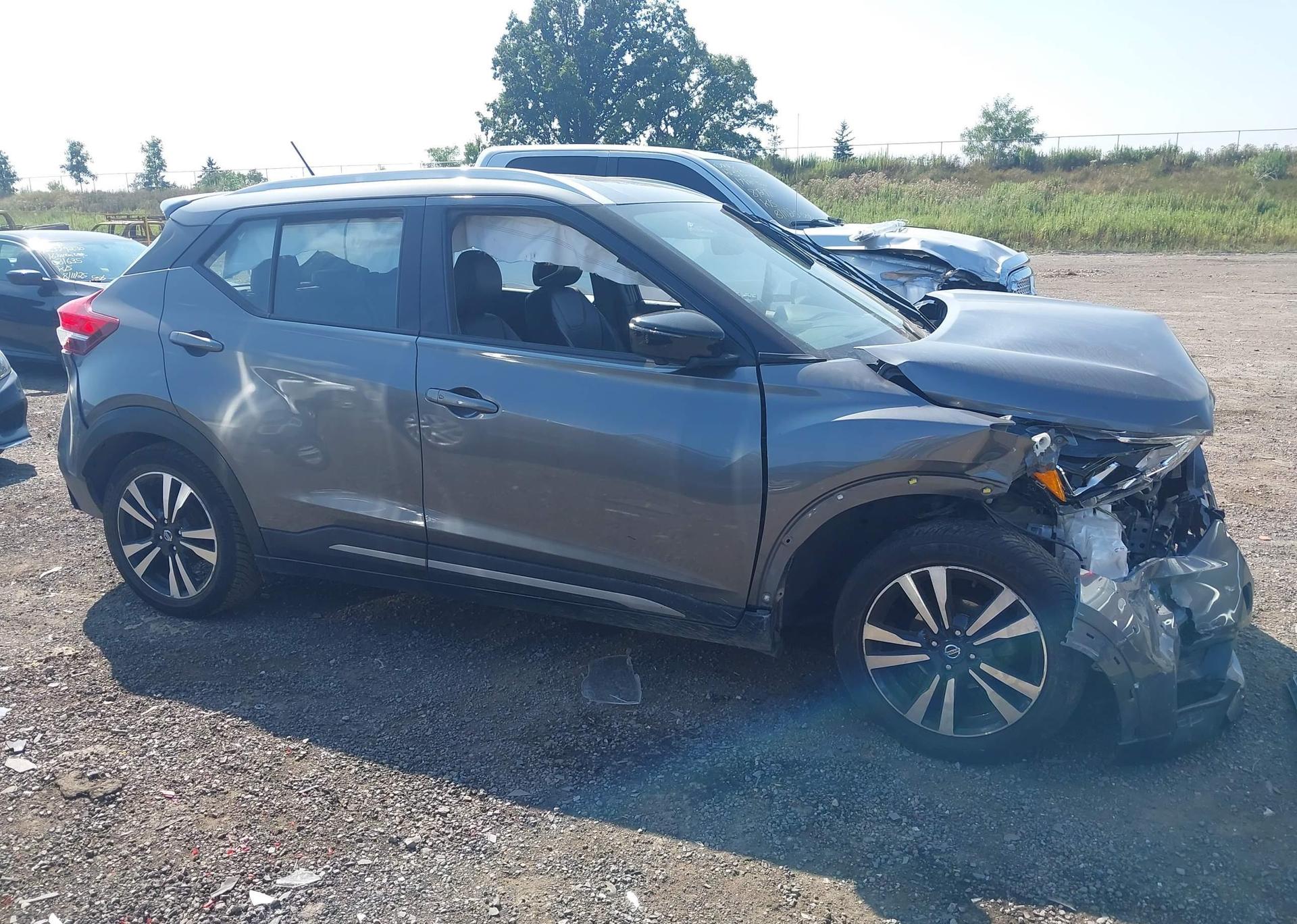 2020 NISSAN KICKS SR