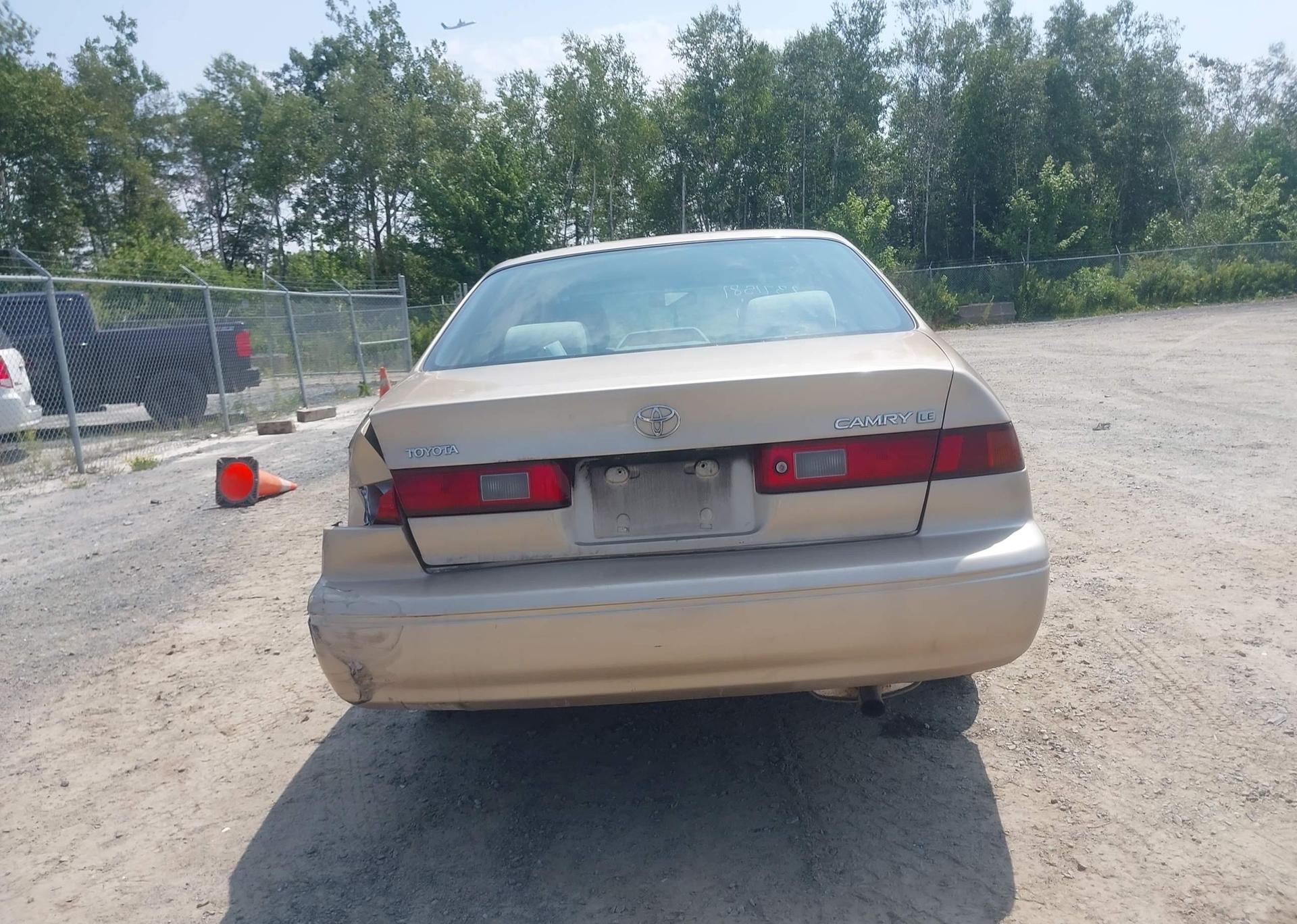 1998 TOYOTA CAMRY CE