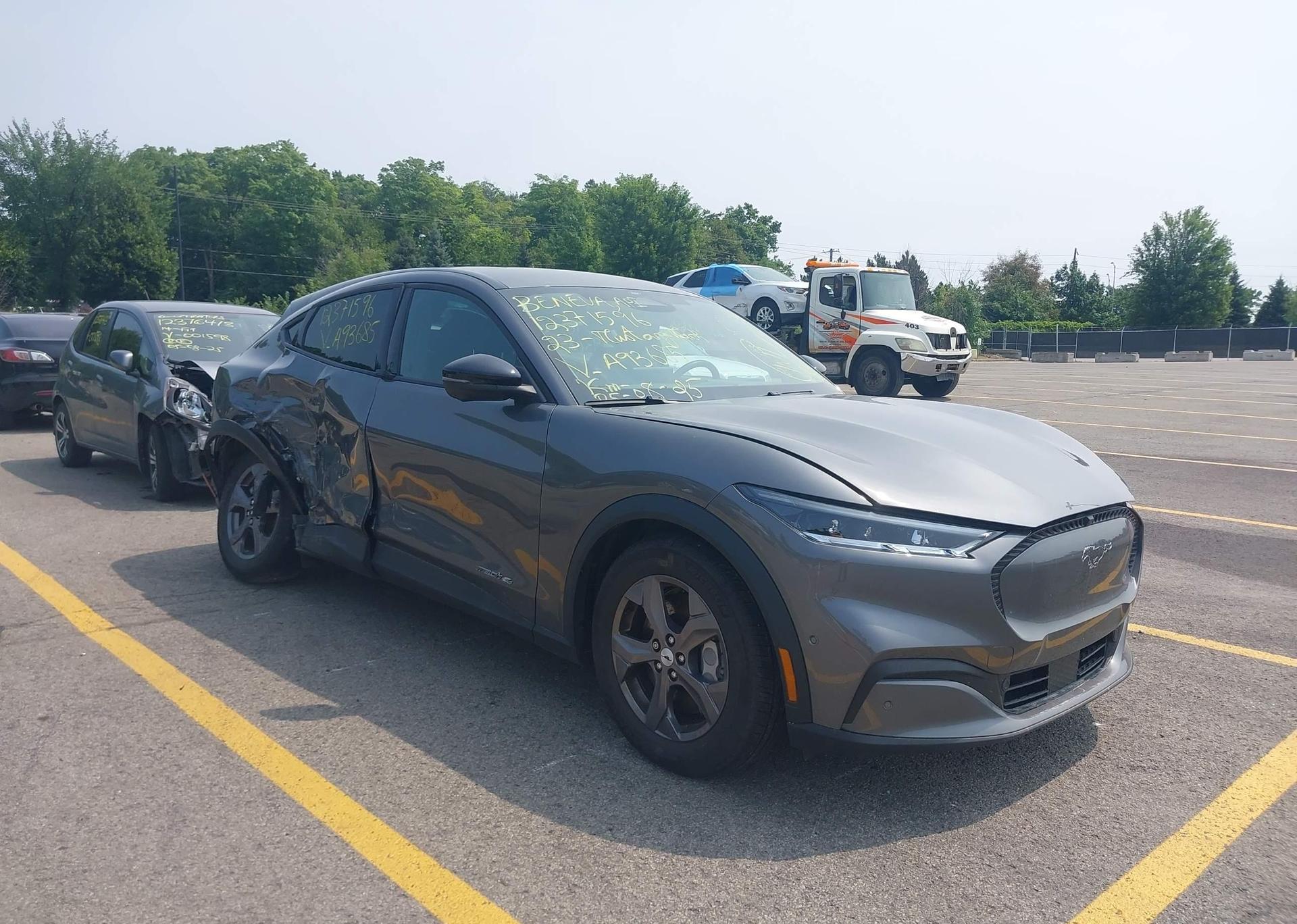 2023 FORD MUSTANG MACH-E SELECT