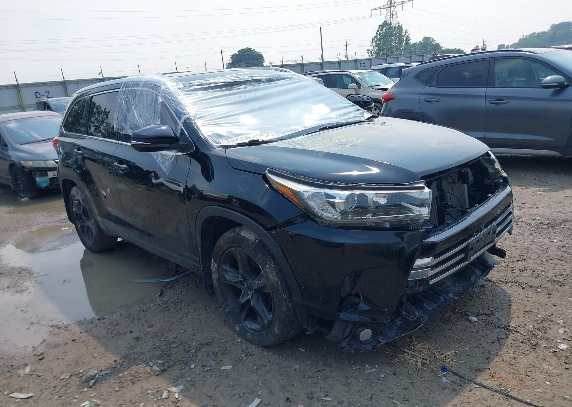 2018 TOYOTA HIGHLANDER LIMITED