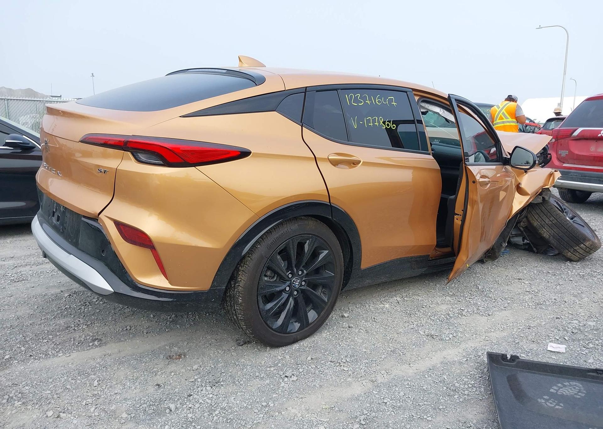 2024 HYUNDAI VENUE