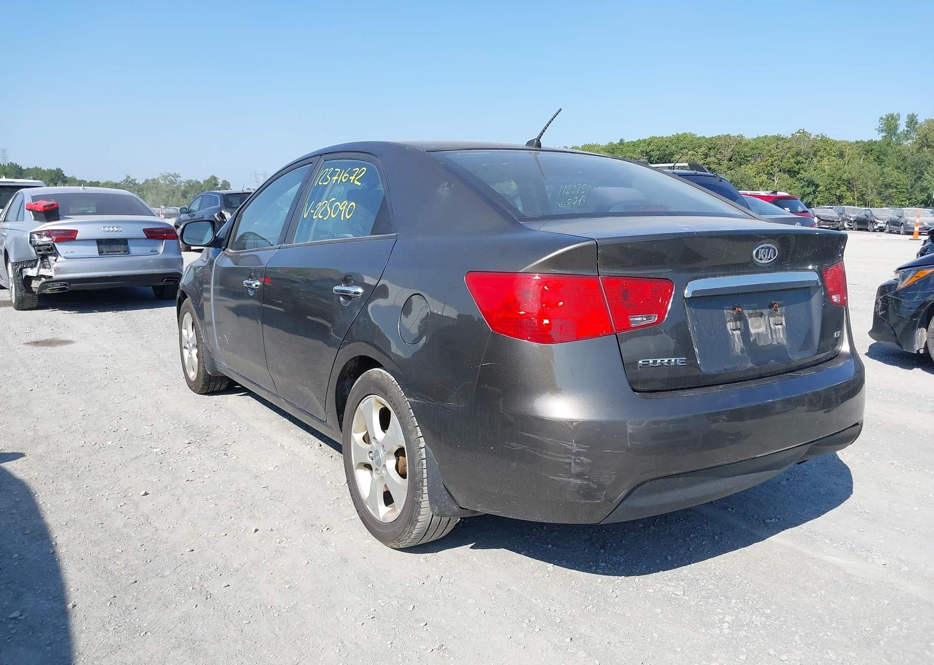 2010 KIA FORTE EX