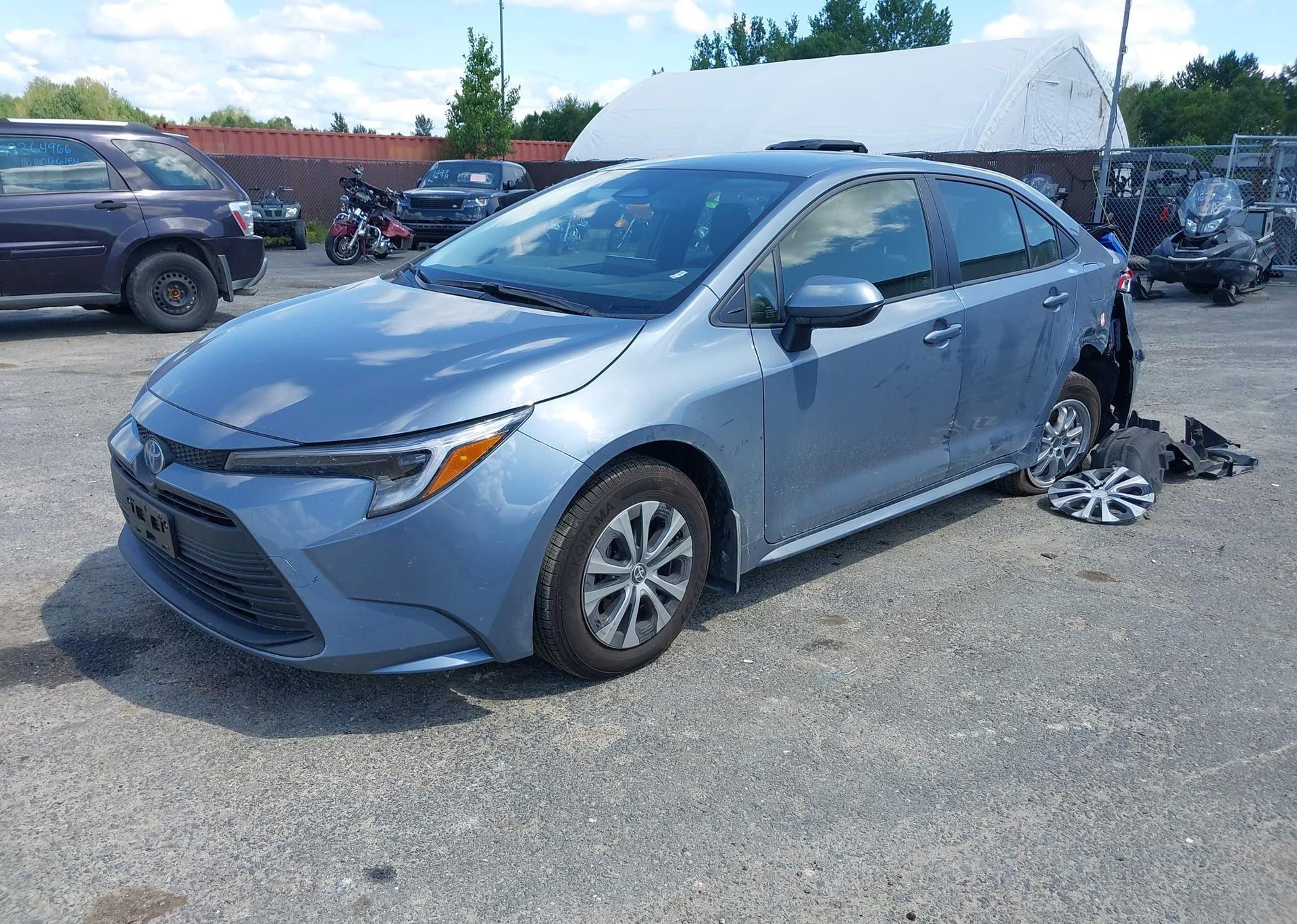 2025 TOYOTA COROLLA LE