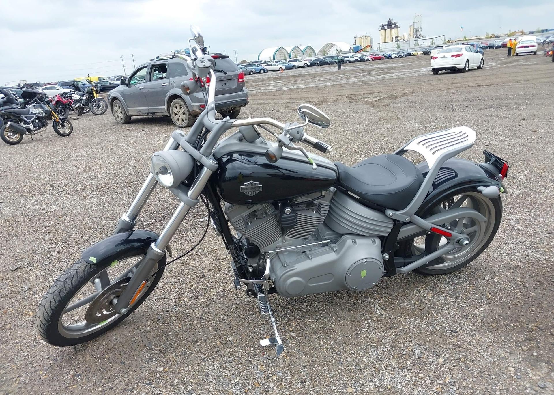 2009 HARLEY-DAVIDSON FXCW
