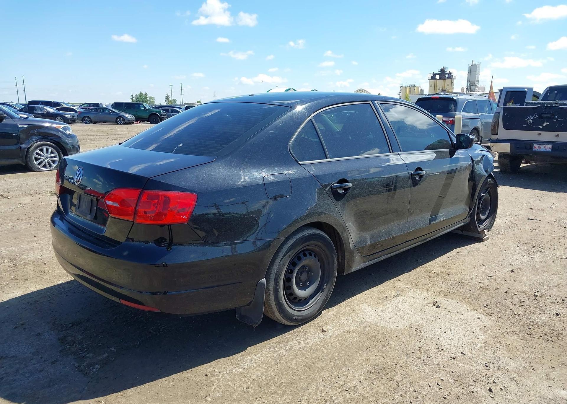 2013 VOLKSWAGEN JETTA S