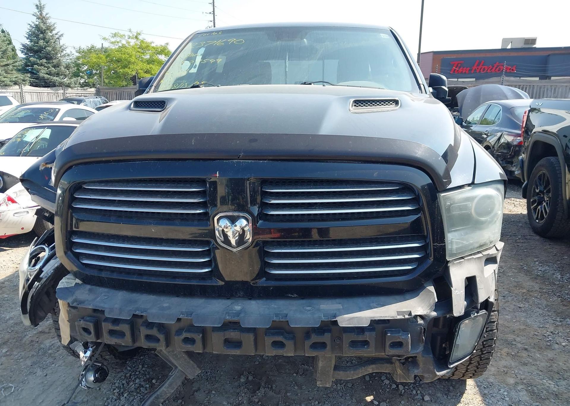 2013 RAM 1500 SPORT