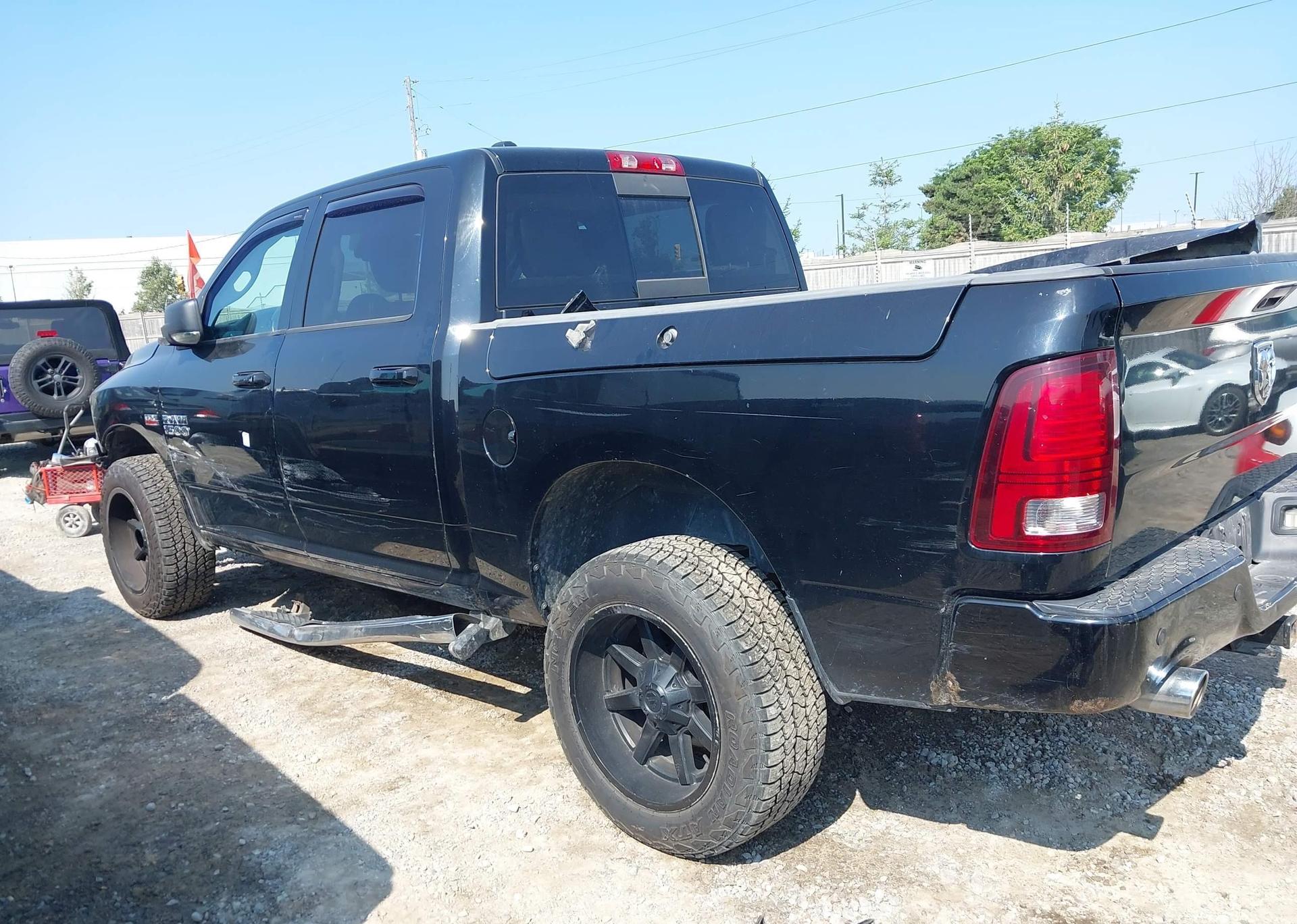 2013 RAM 1500 SPORT