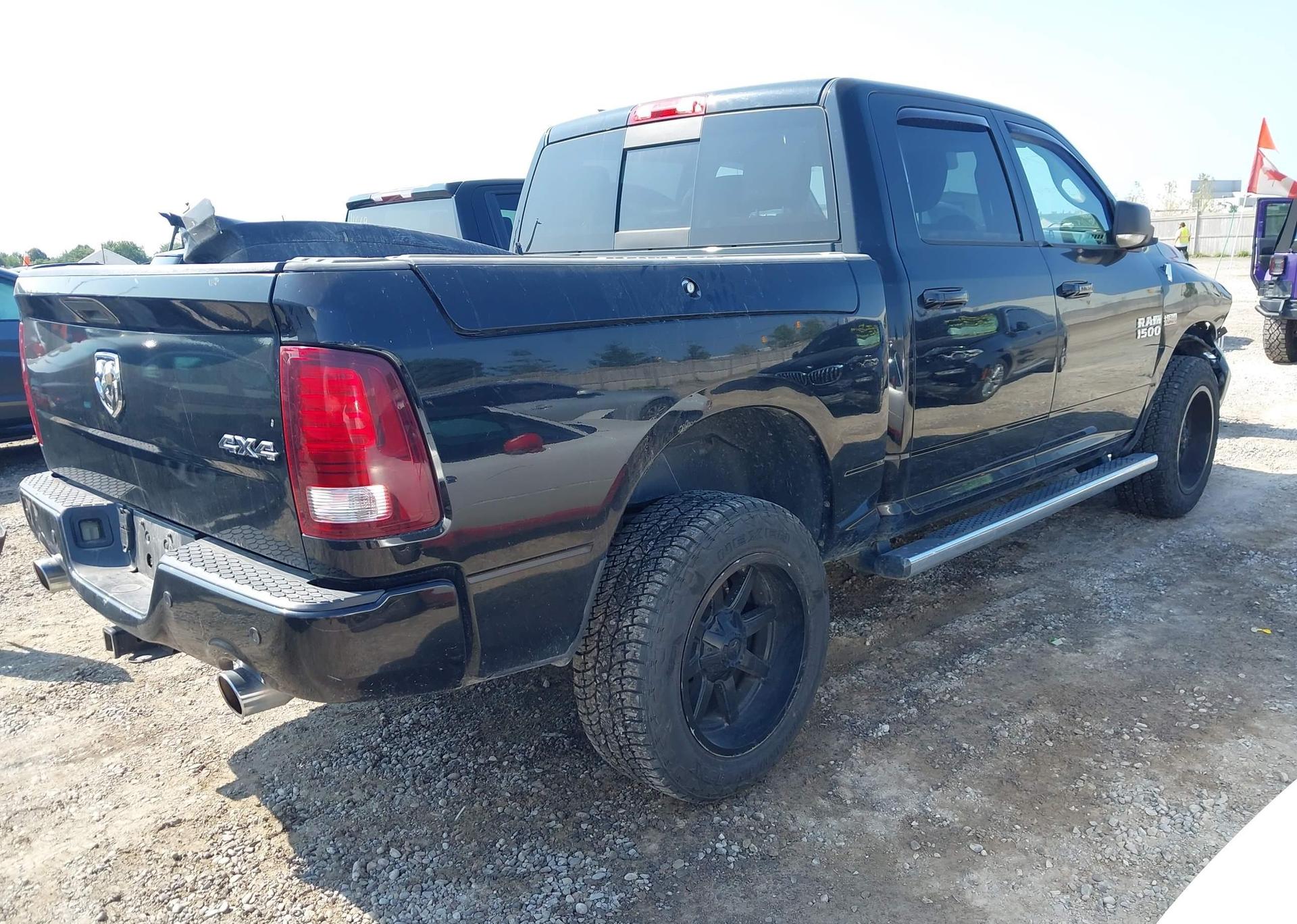 2013 RAM 1500 SPORT