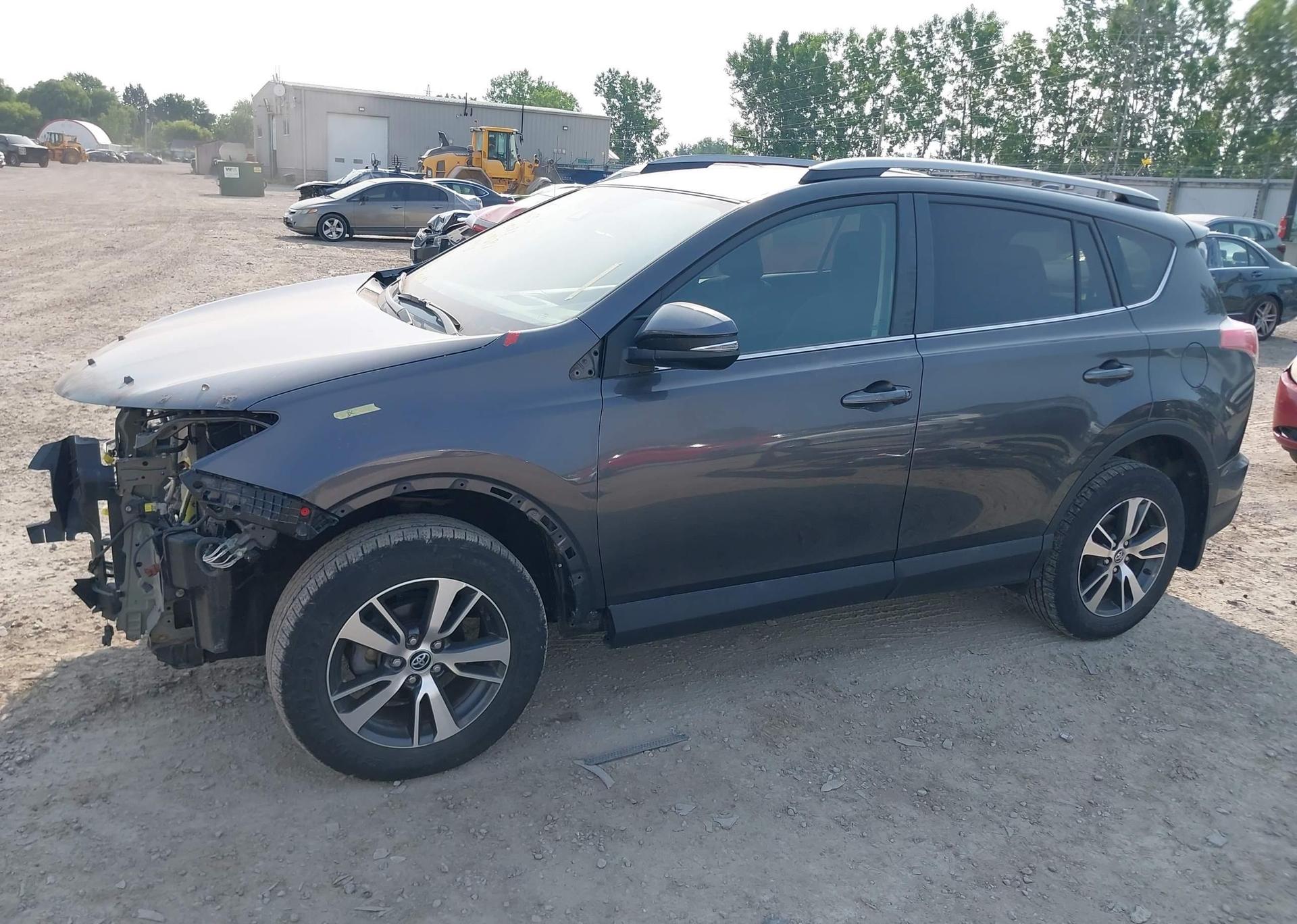 2018 TOYOTA RAV4 LE