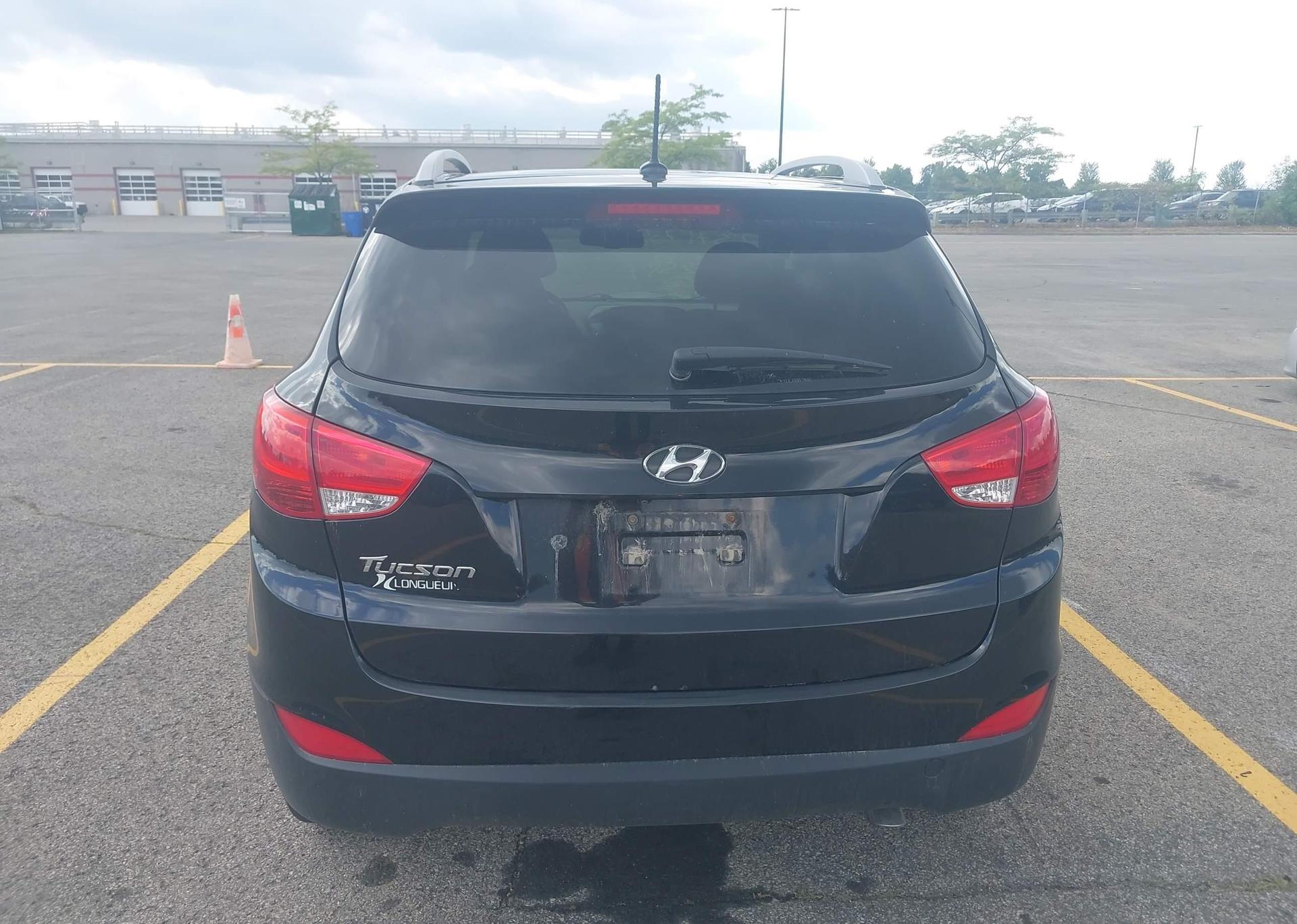 2015 HYUNDAI TUCSON