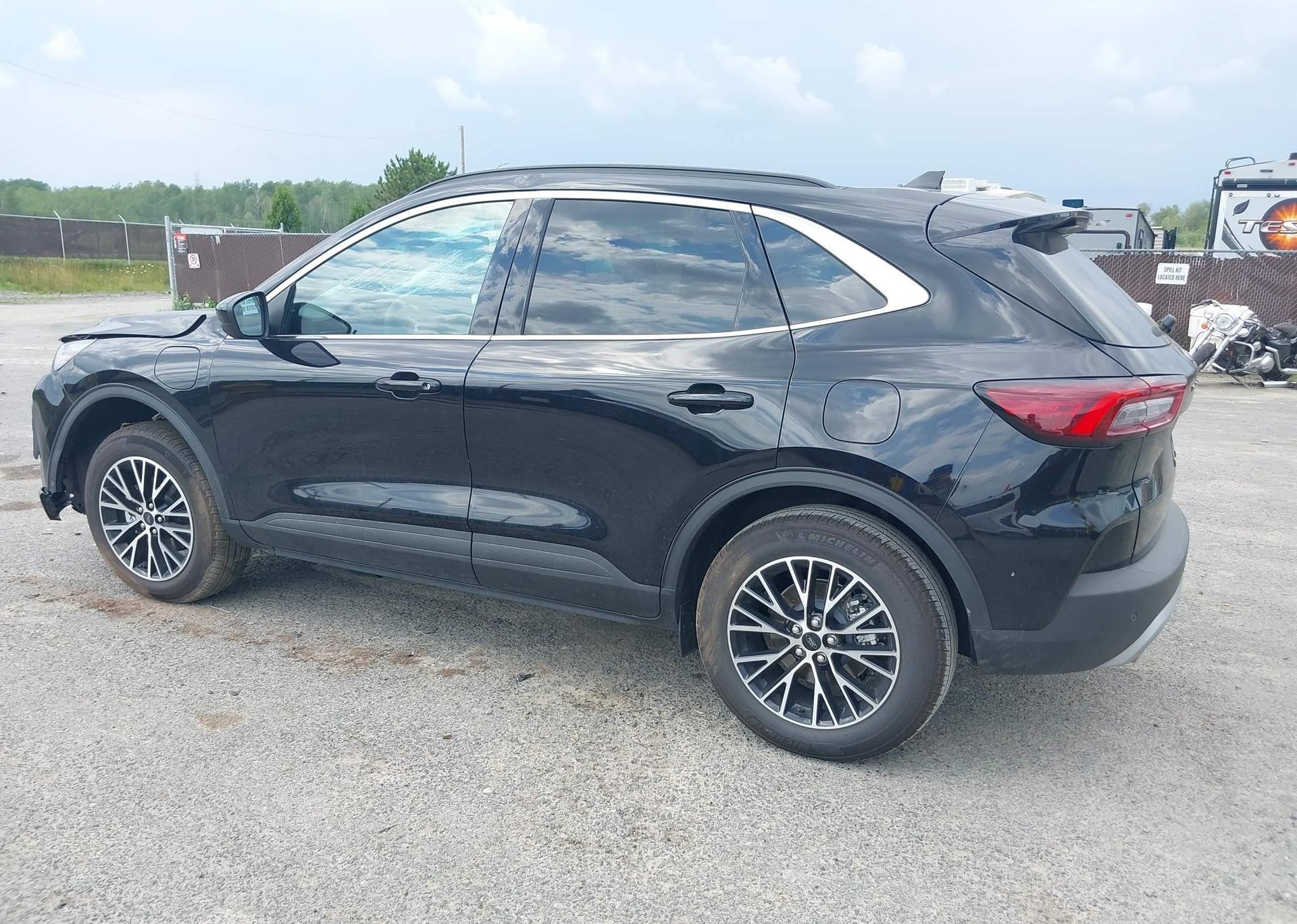 2025 FORD ESCAPE