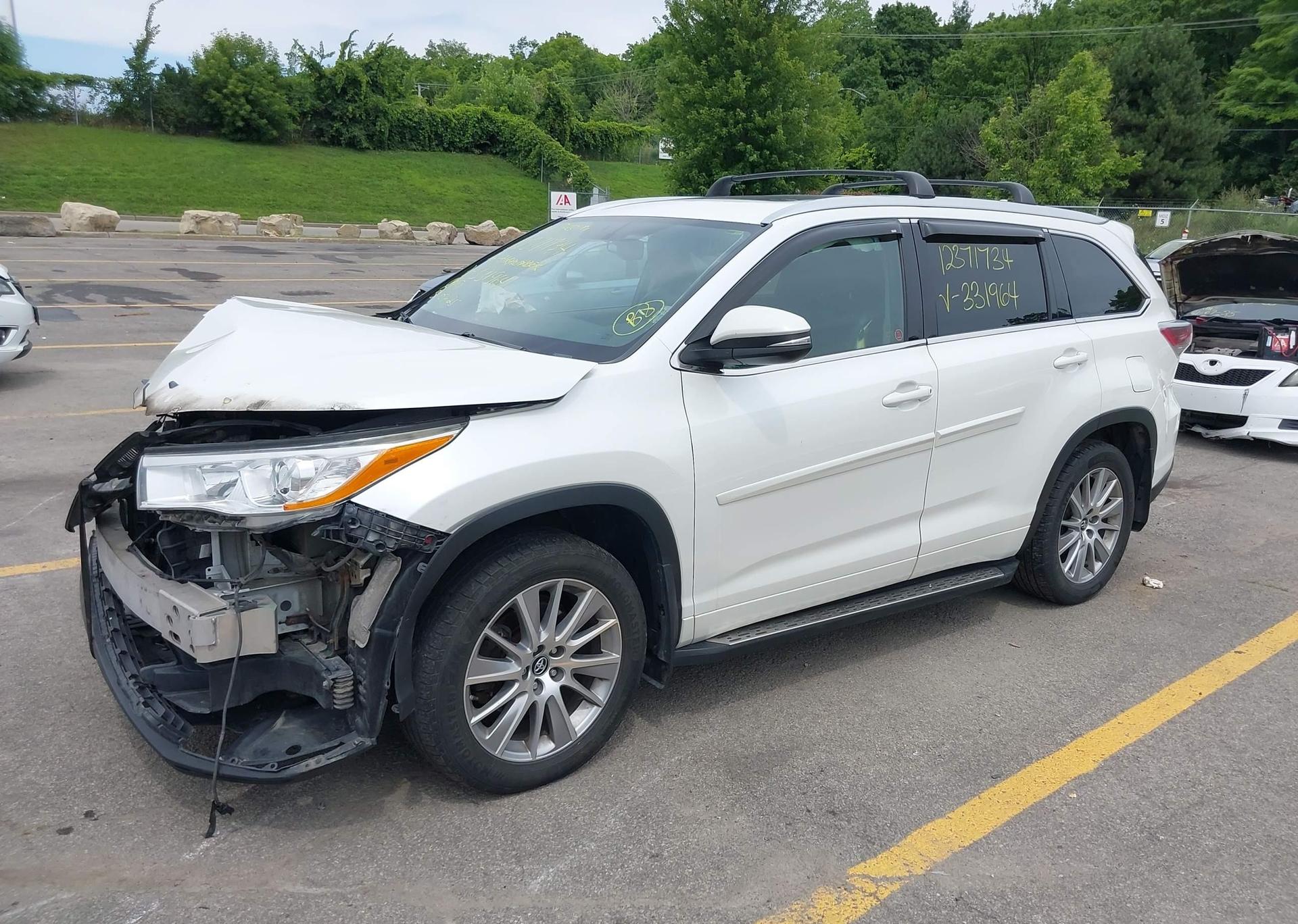 2016 TOYOTA highlander xle