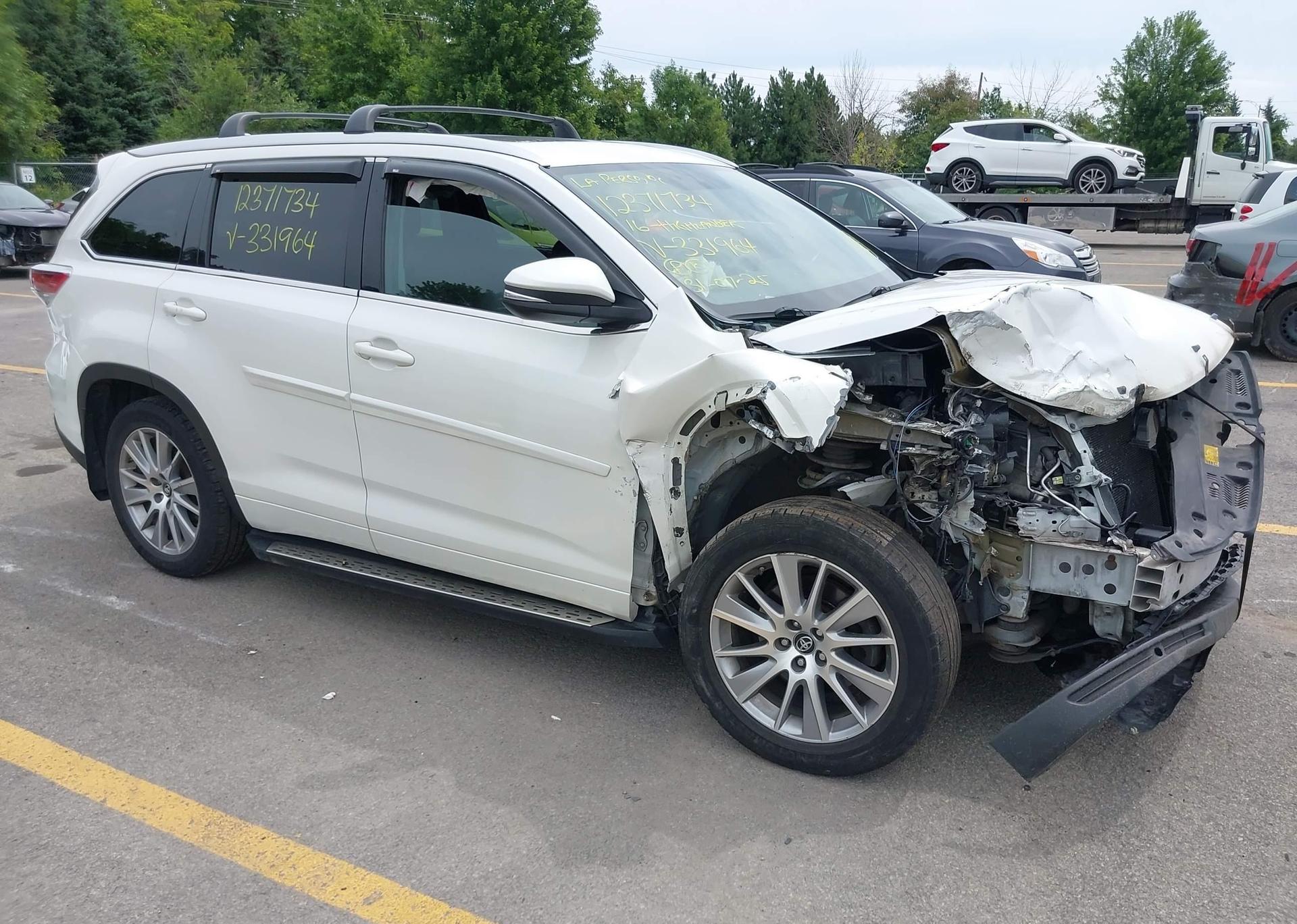 2016 TOYOTA highlander xle