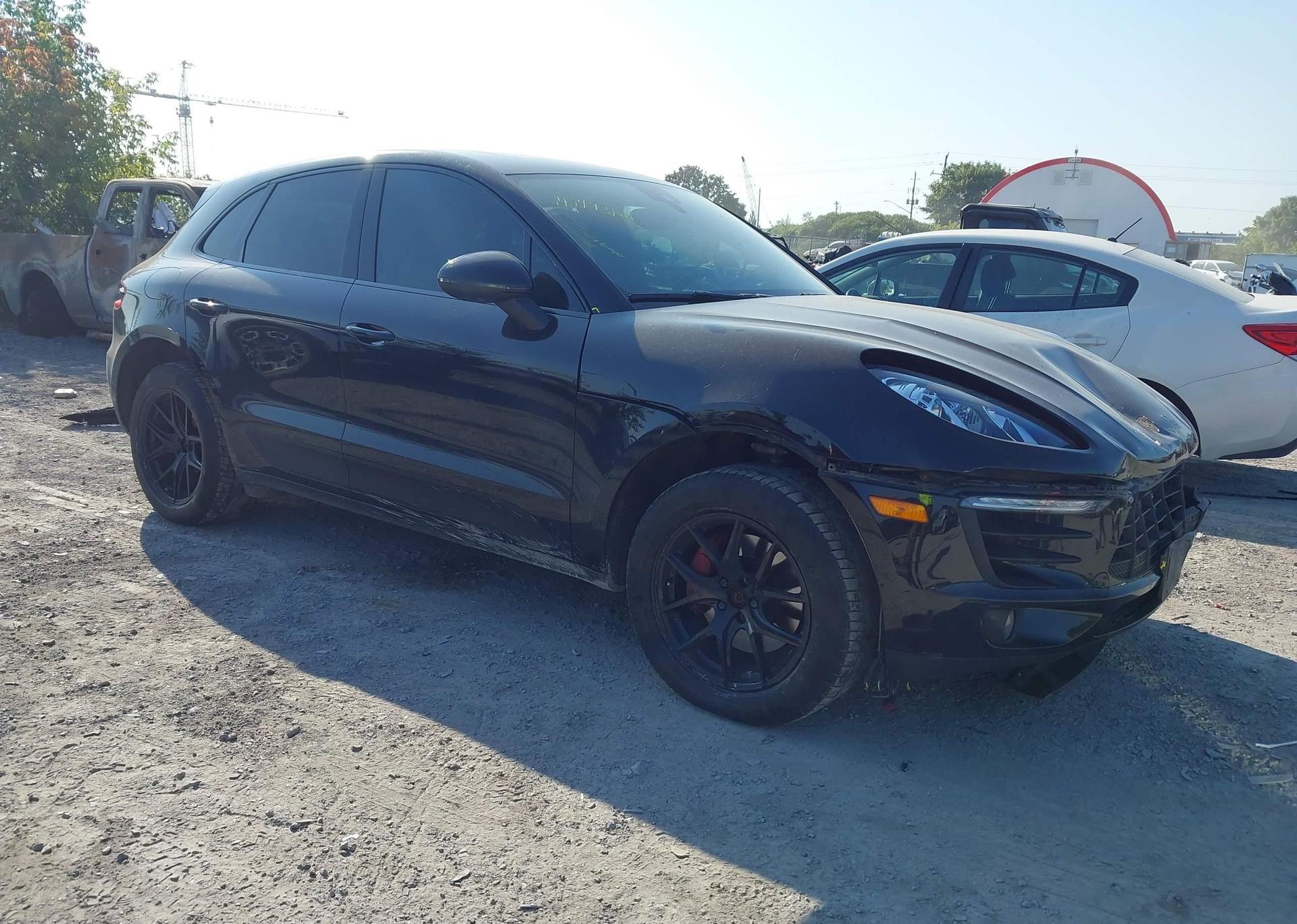 2018 PORSCHE MACAN