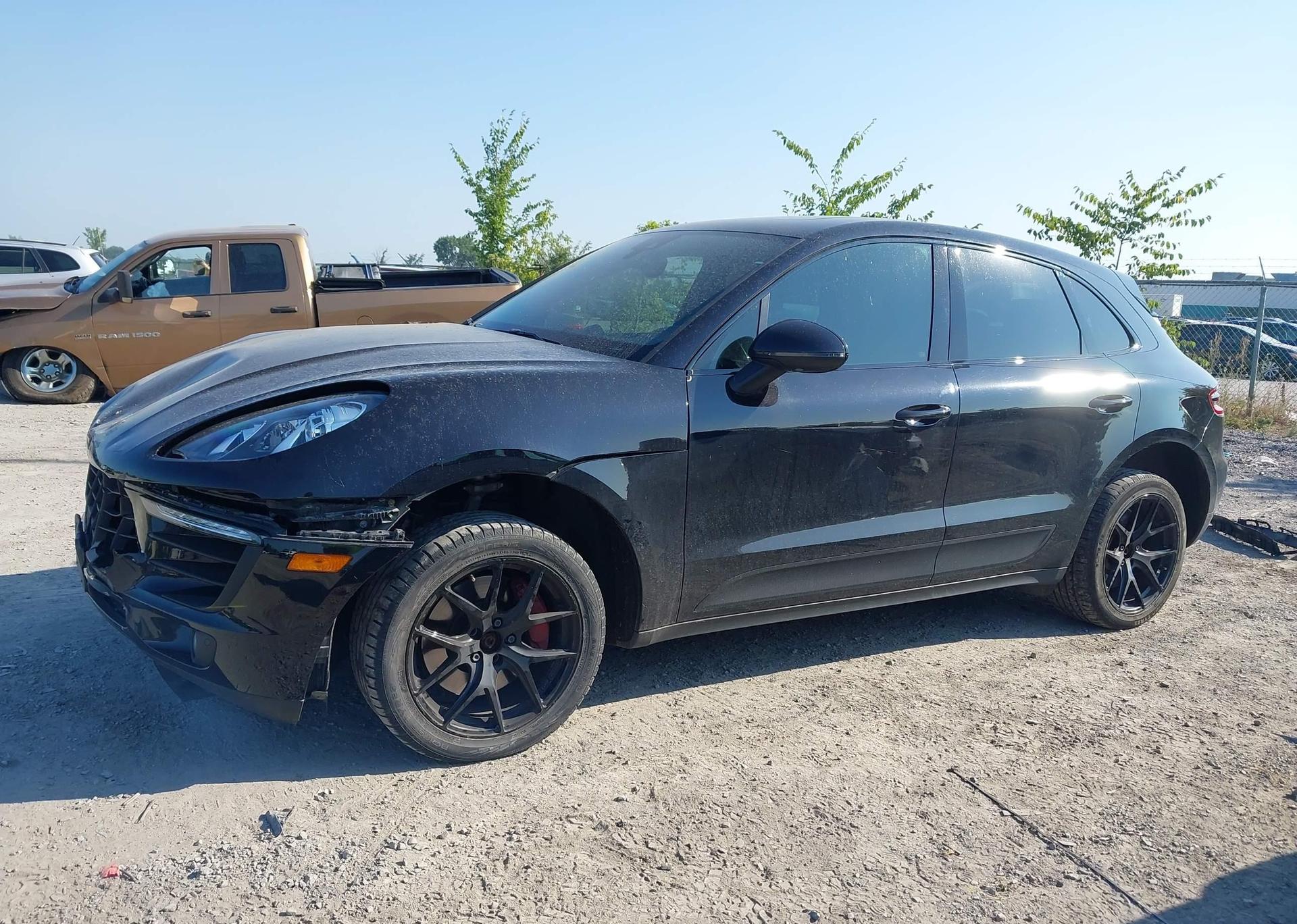 2018 PORSCHE MACAN