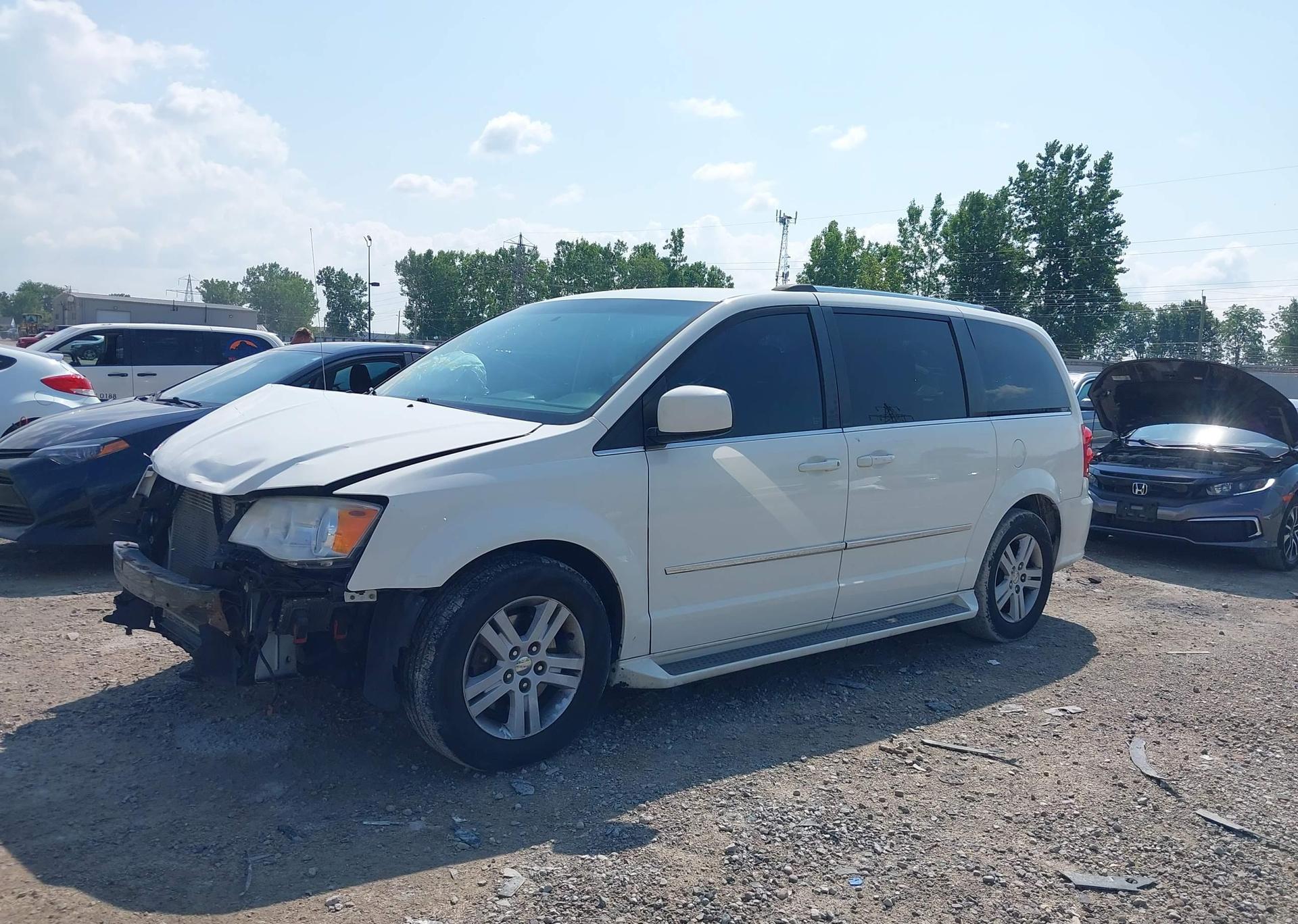 2013 DODGE GRAND CARAVAN CREW