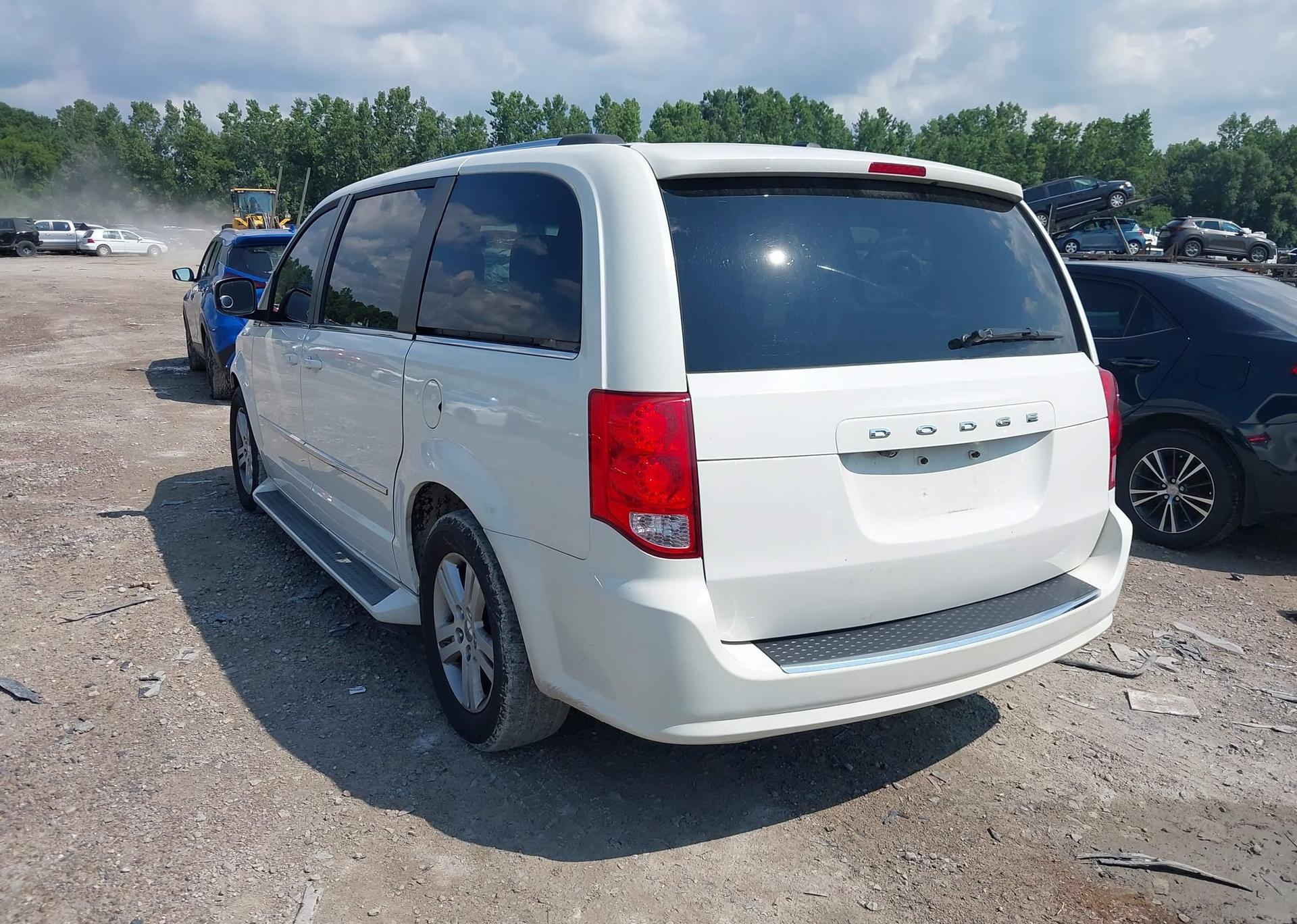 2013 DODGE GRAND CARAVAN CREW
