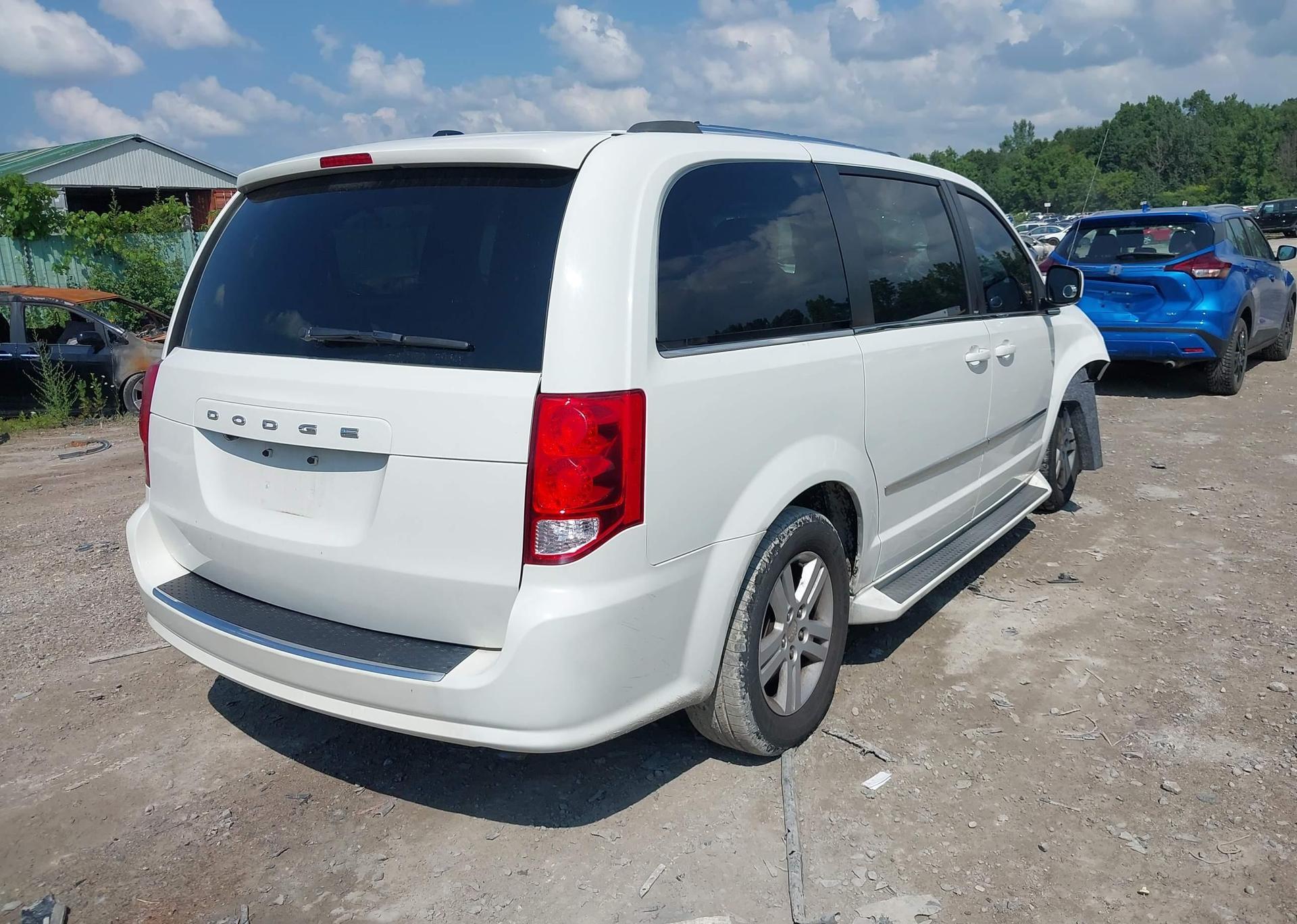 2013 DODGE GRAND CARAVAN CREW