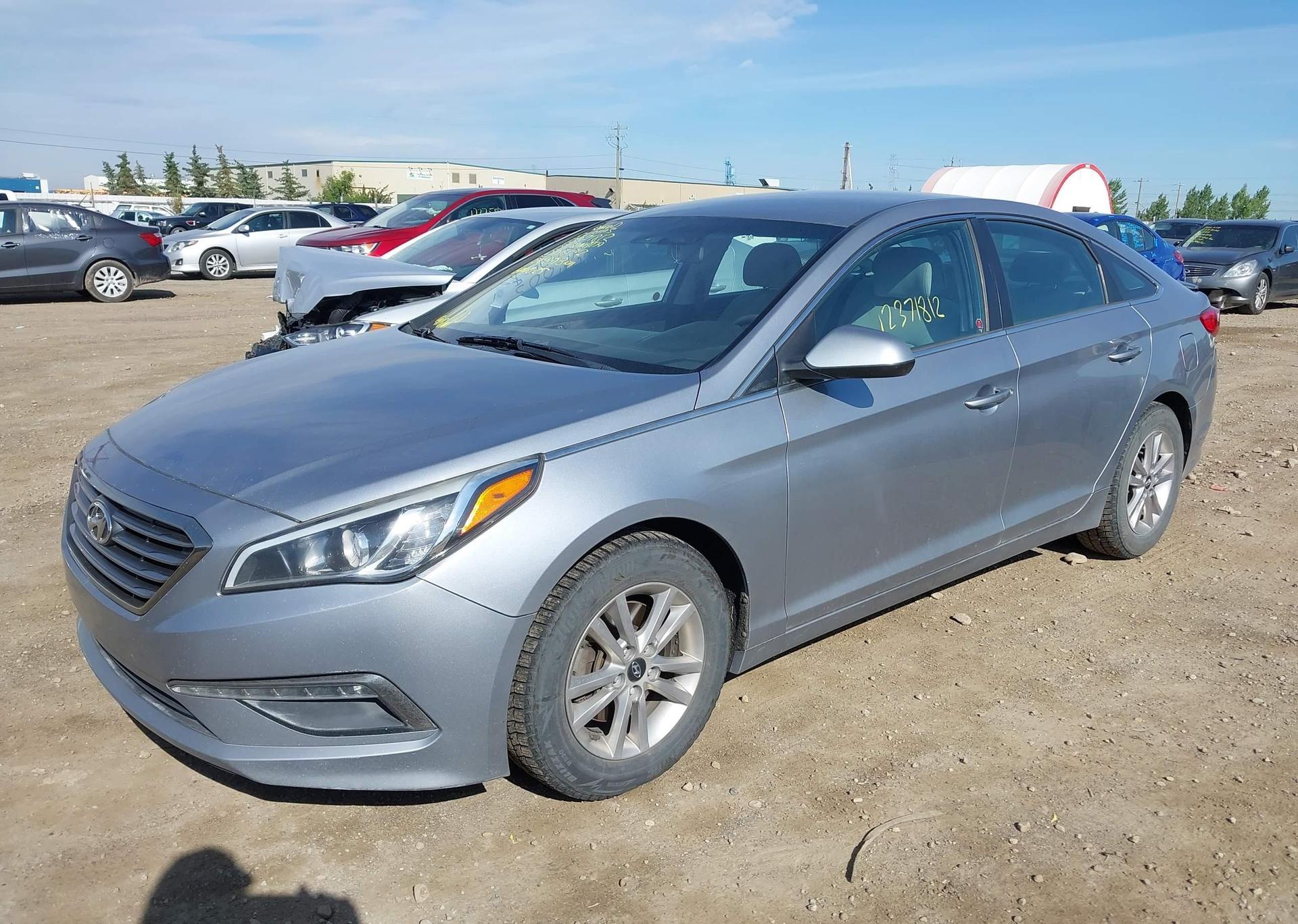 2015 HYUNDAI SONATA SE