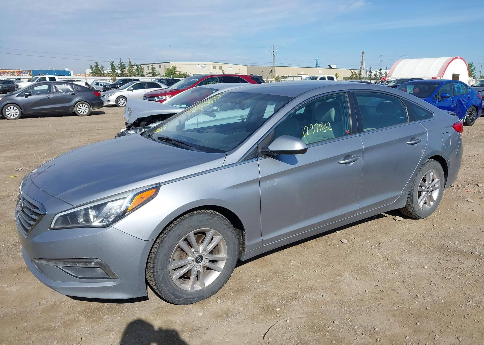 2015 HYUNDAI SONATA SE