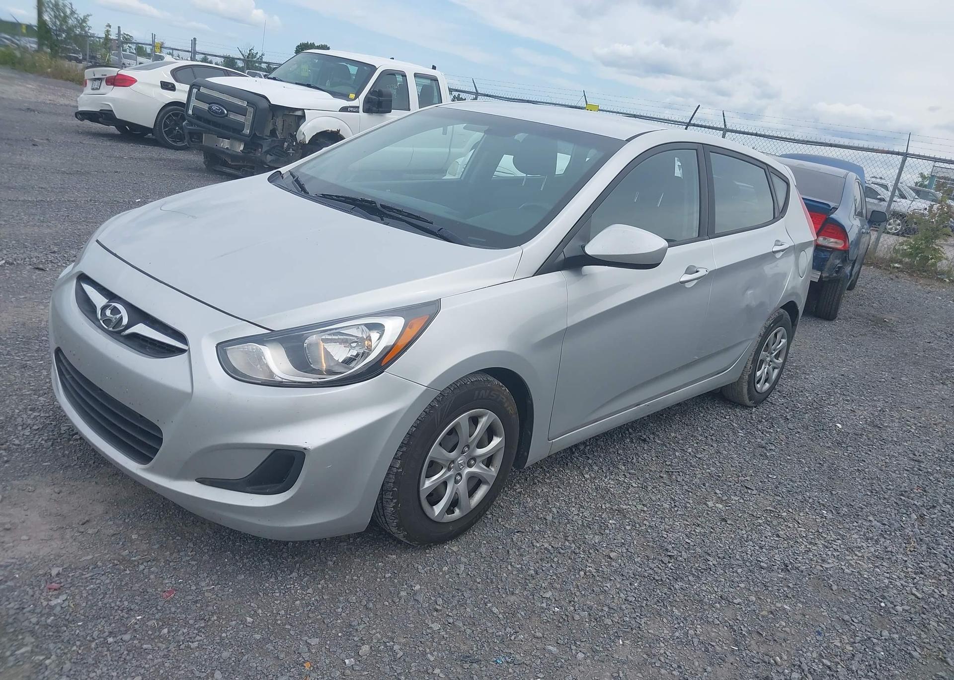 2014 HYUNDAI ACCENT GL