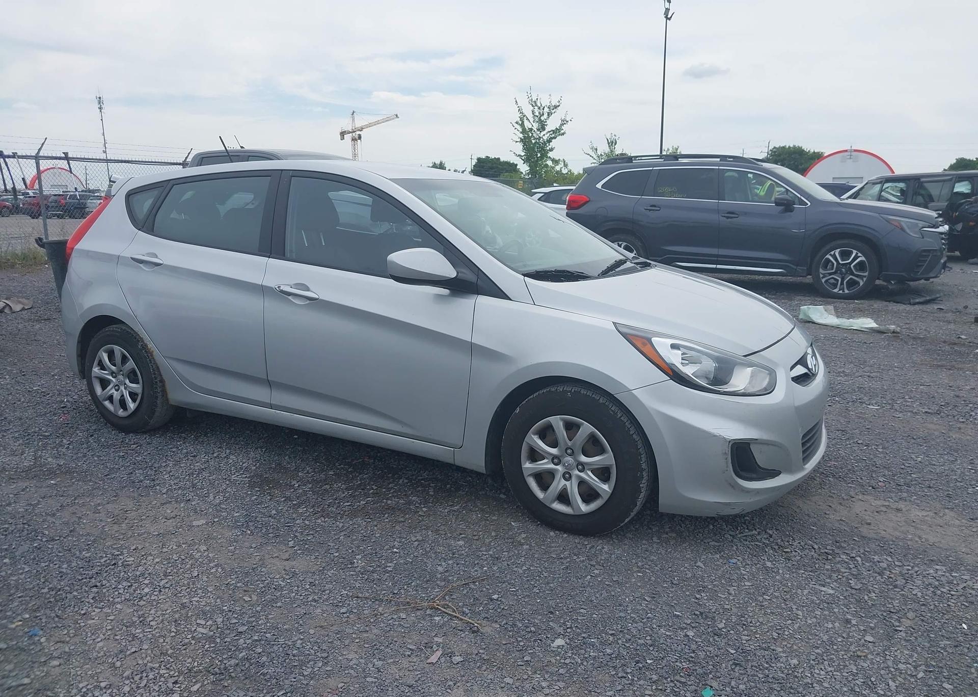 2014 HYUNDAI ACCENT GL