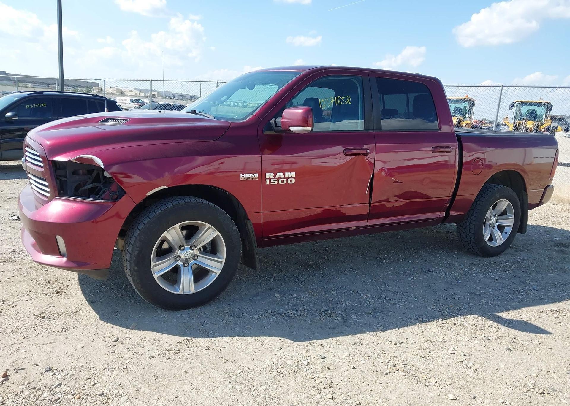 2016 RAM 1500 SPORT