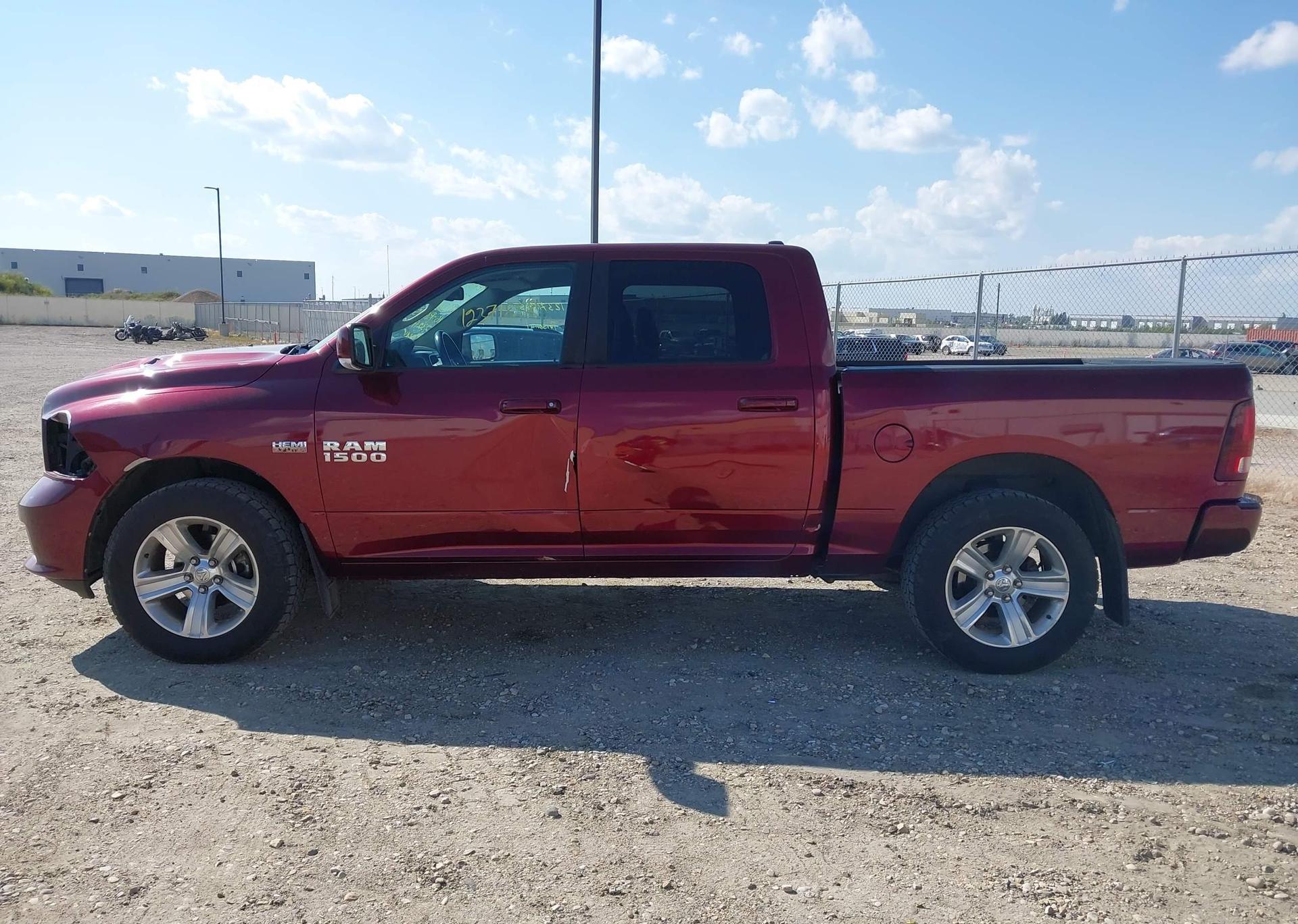 2016 RAM 1500 SPORT