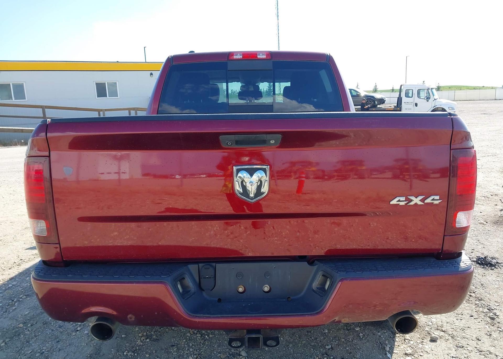 2016 RAM 1500 SPORT