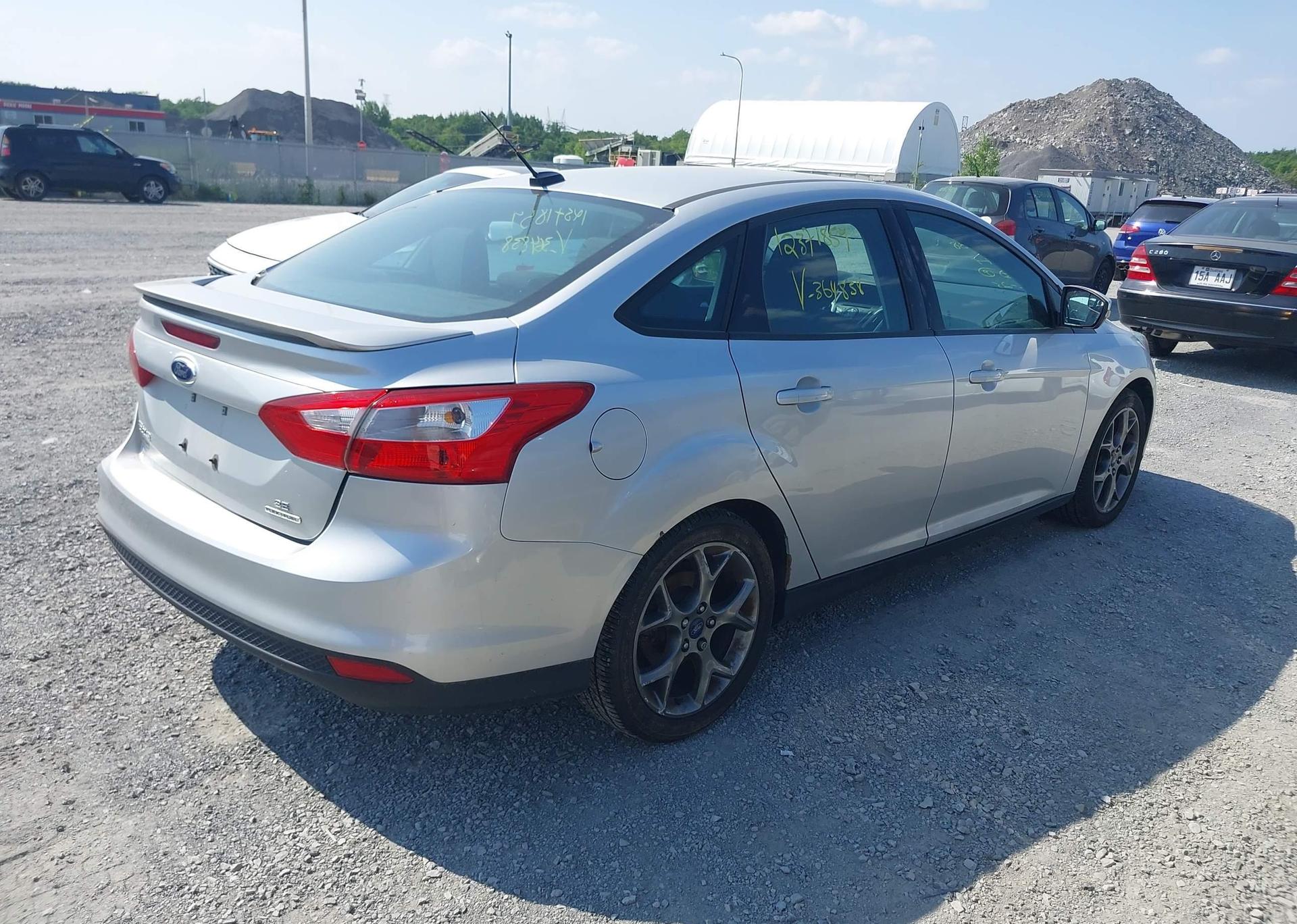 2014 FORD FOCUS SE