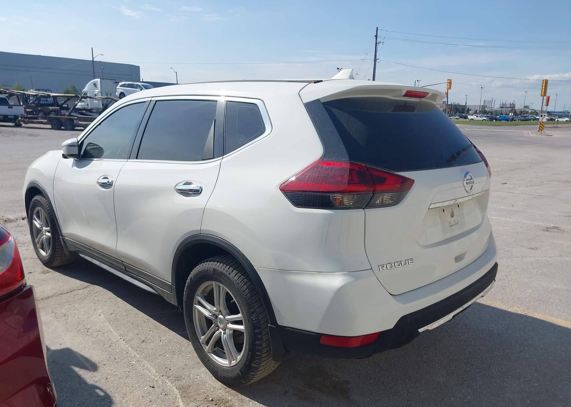 2018 NISSAN ROGUE S