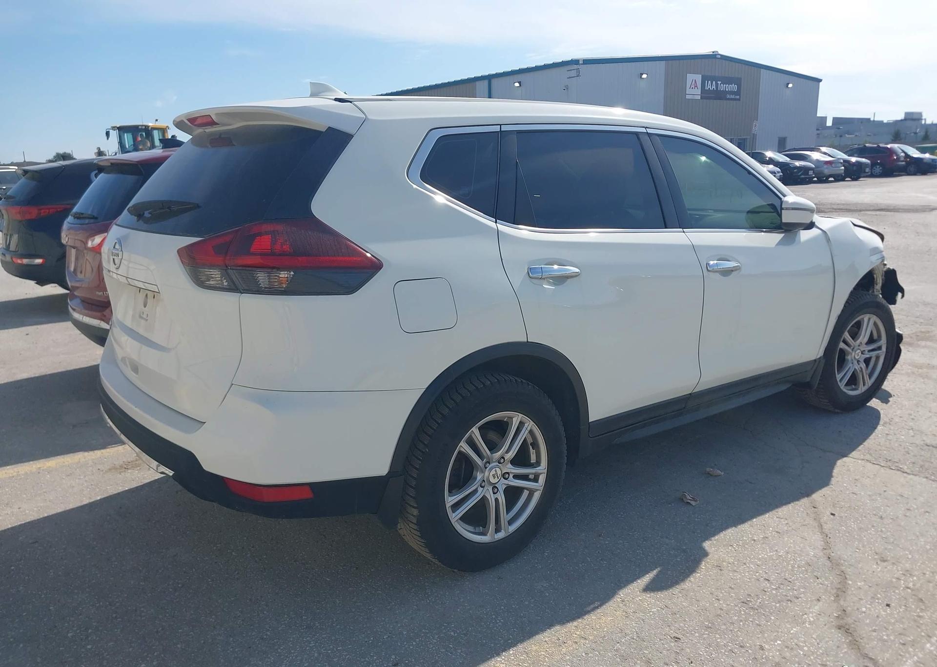 2018 NISSAN ROGUE S