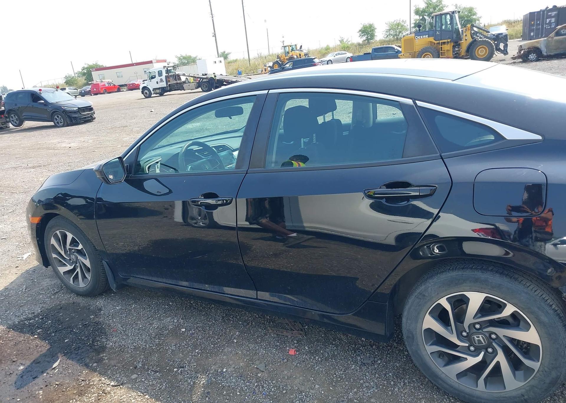 2017 HONDA CIVIC EX
