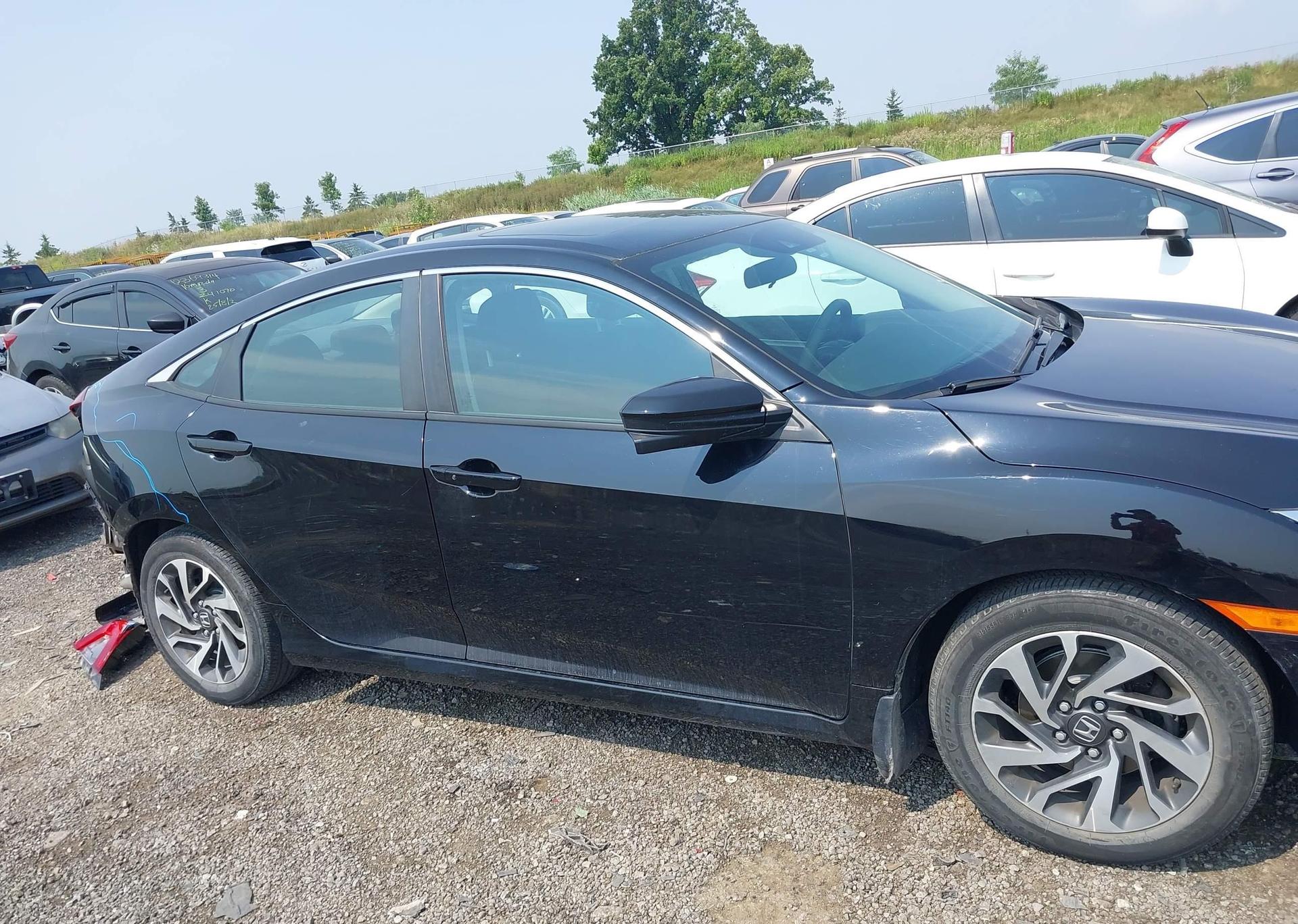 2017 HONDA CIVIC EX