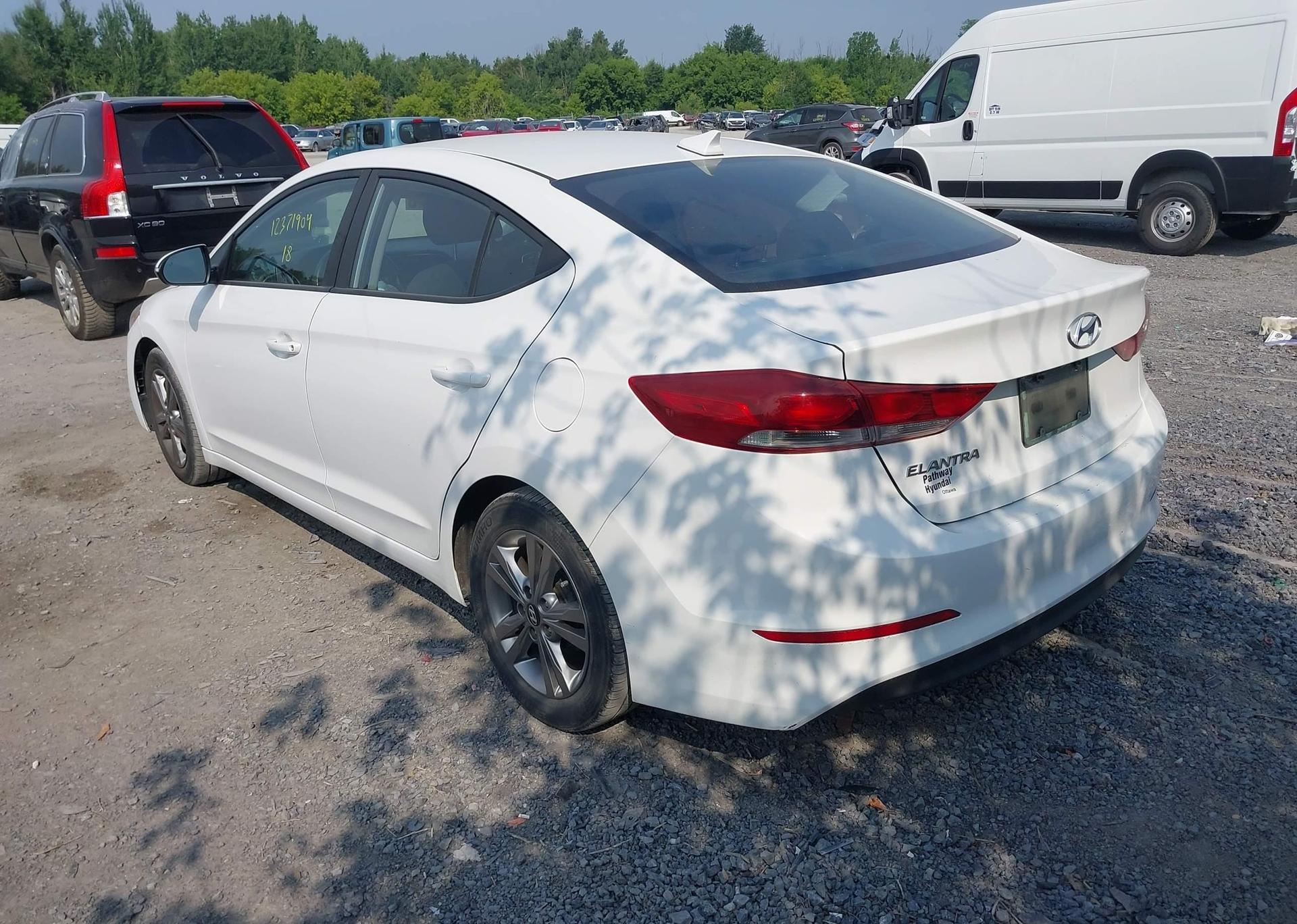 2018 HYUNDAI ELANTRA GL