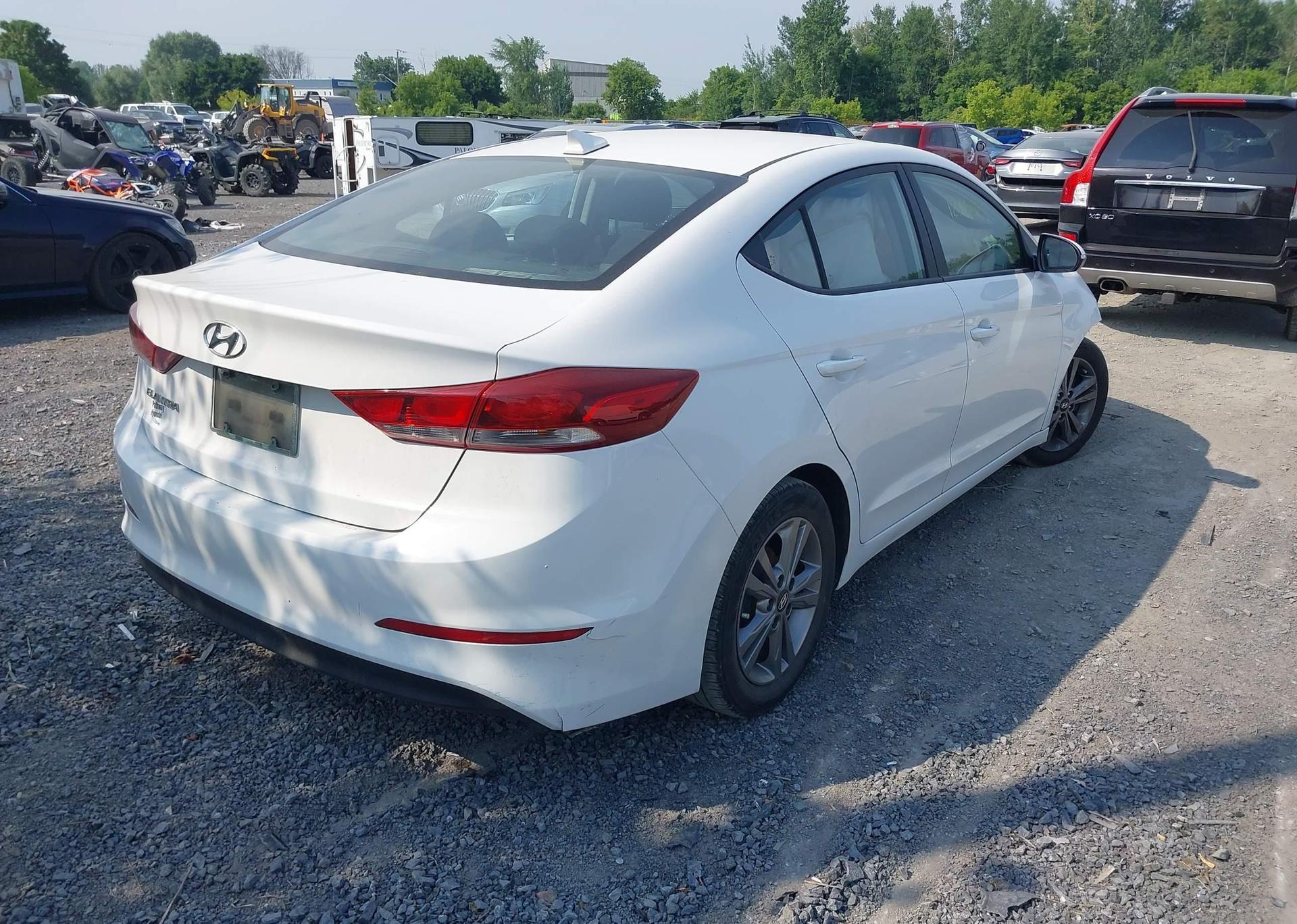 2018 HYUNDAI ELANTRA GL