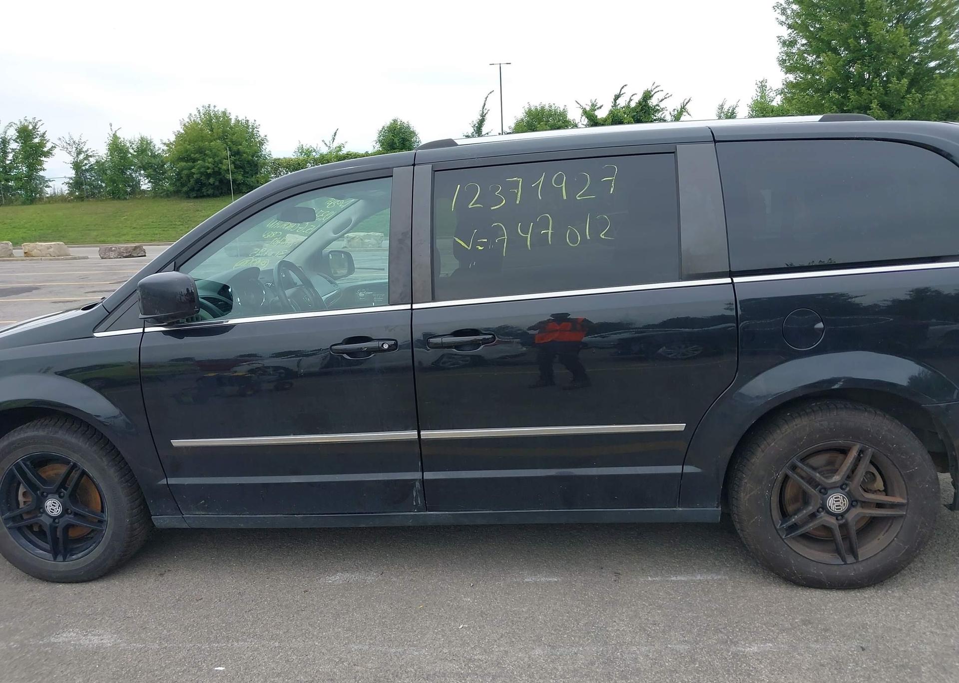 2015 DODGE GRAND CARAVAN CREW