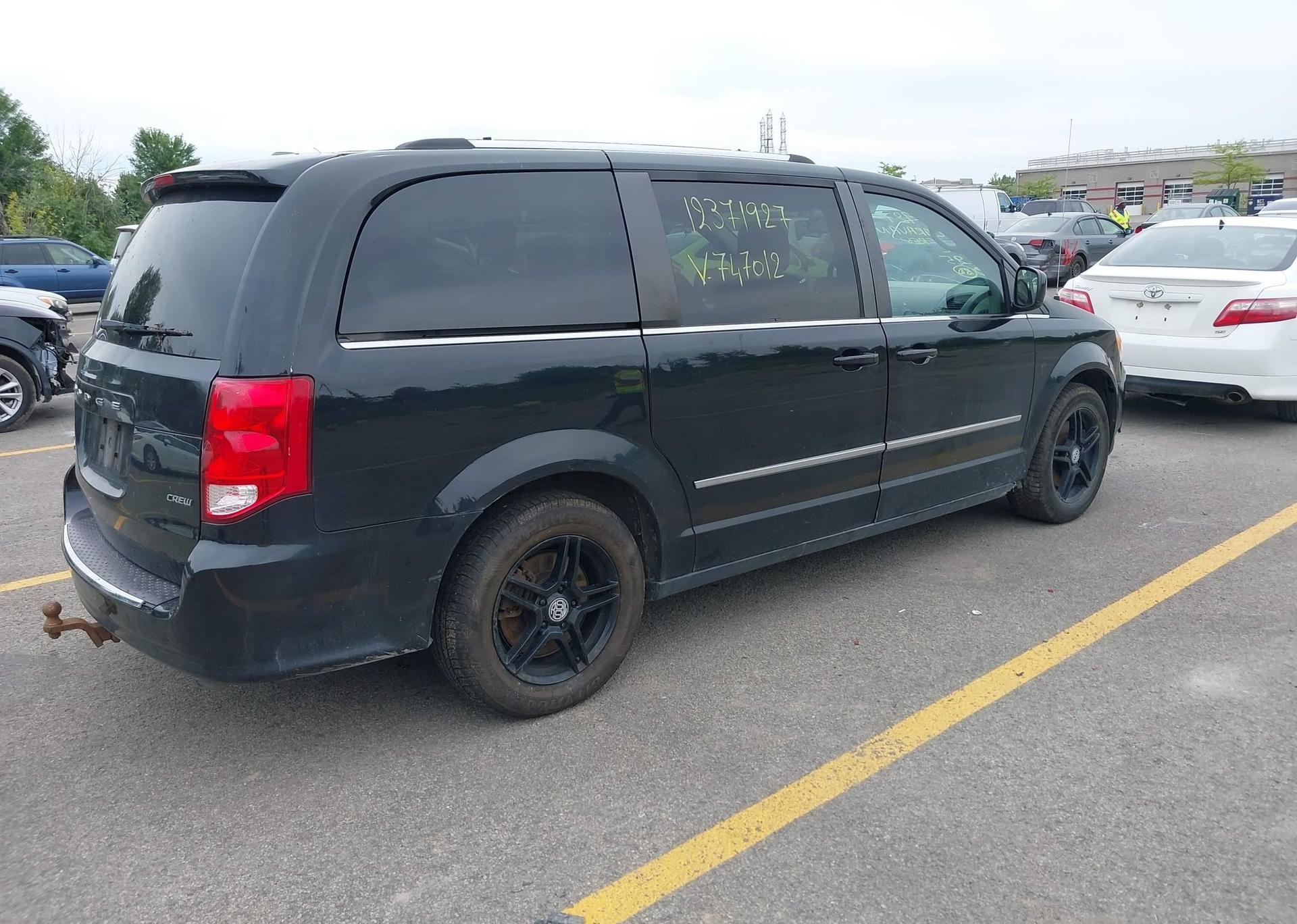 2015 DODGE GRAND CARAVAN CREW