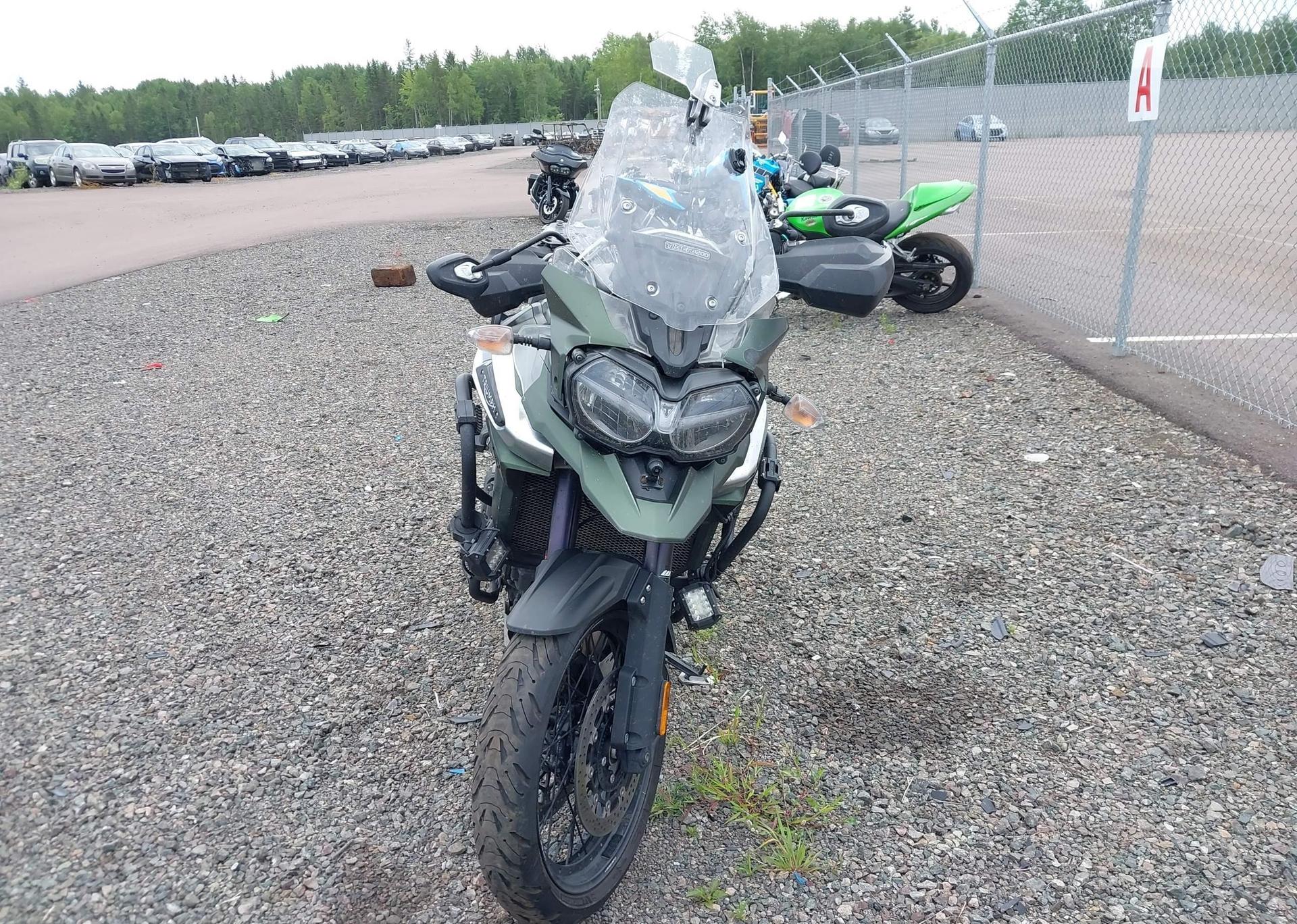 2018 TRIUMPH MOTORCYCLE EXPLORER XCX