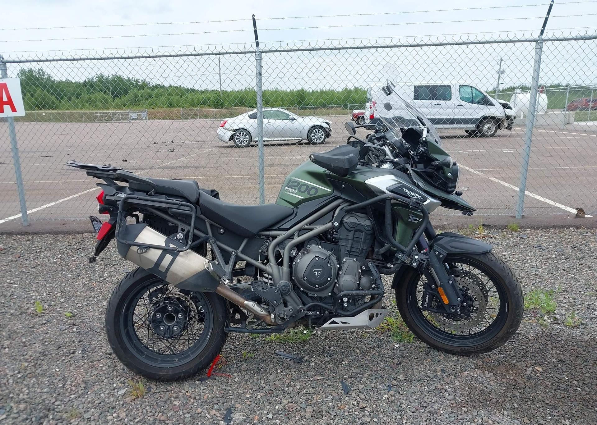 2018 TRIUMPH MOTORCYCLE EXPLORER XCX