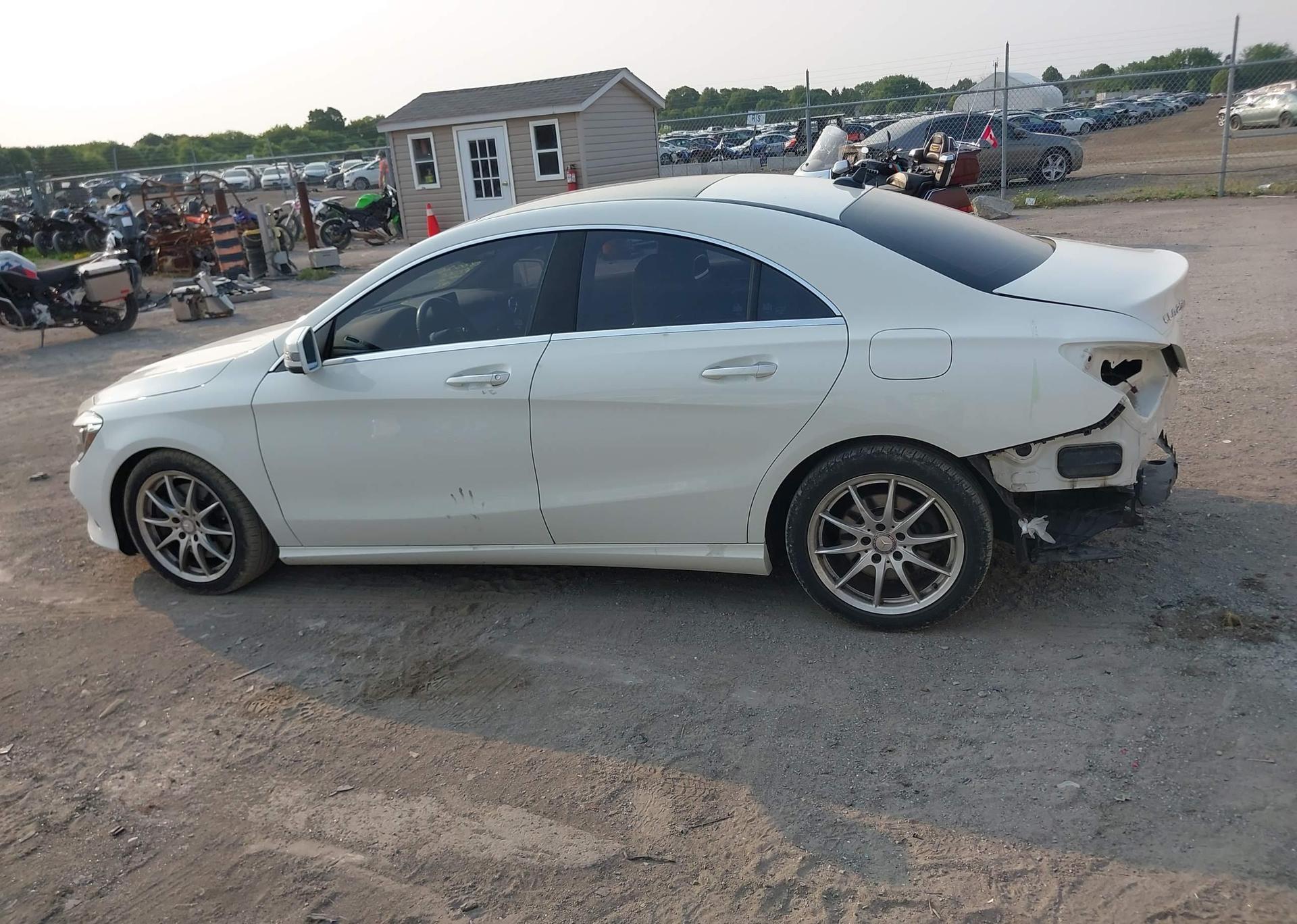 2017 MERCEDES-BENZ CLA 250 4MATIC