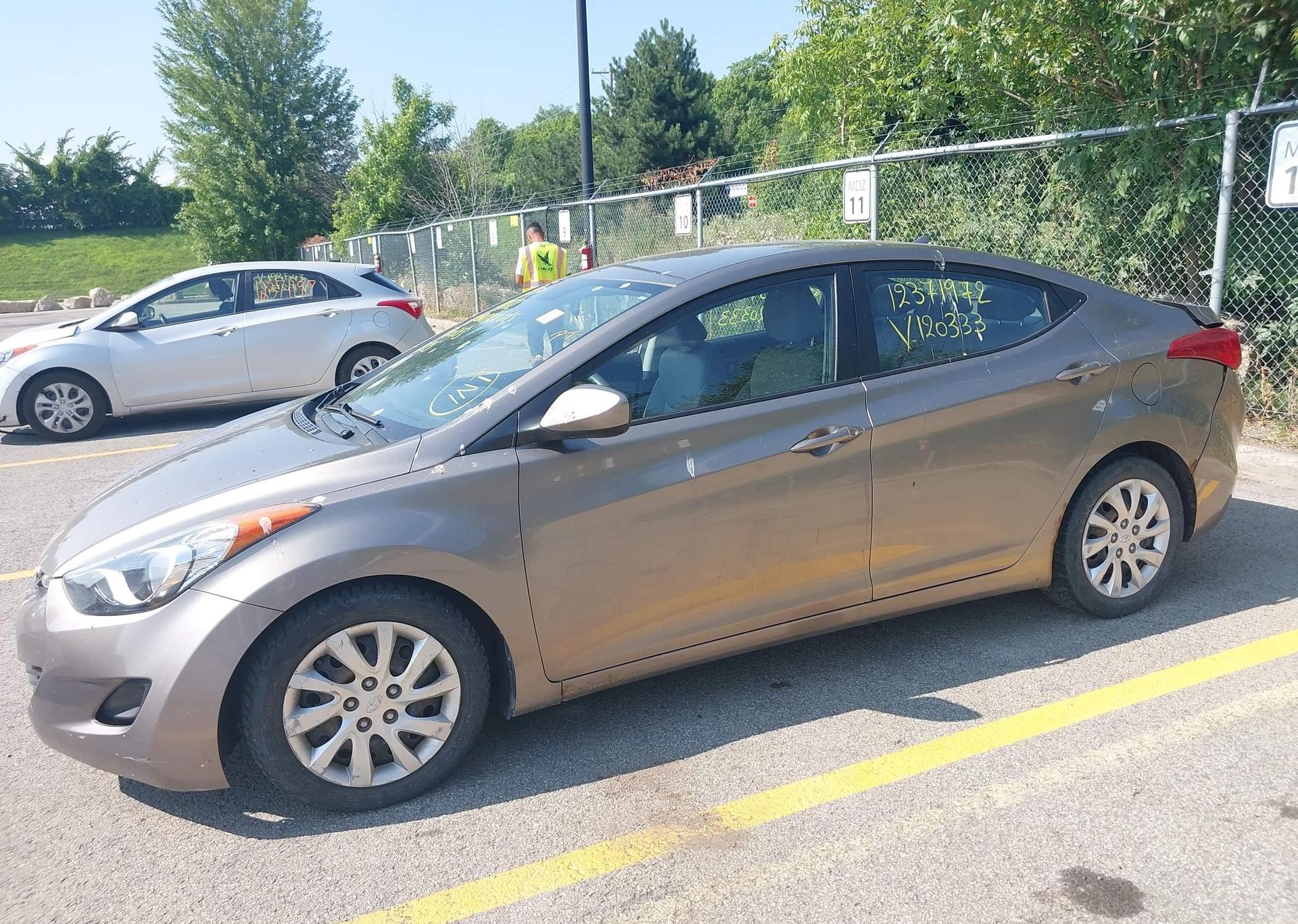 2012 HYUNDAI ELANTRA GLS