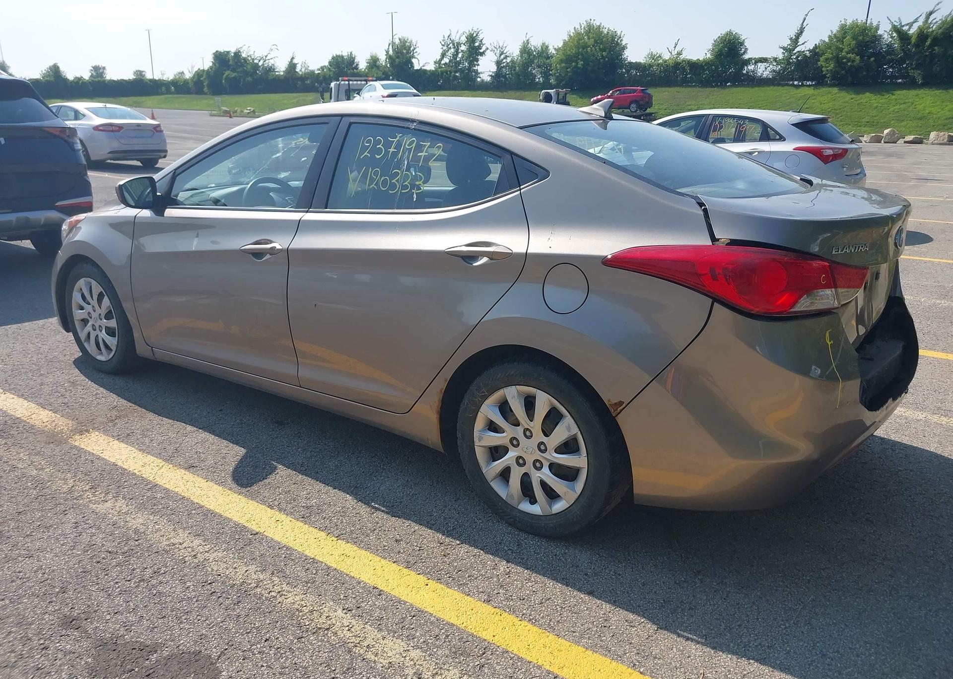 2012 HYUNDAI ELANTRA GLS