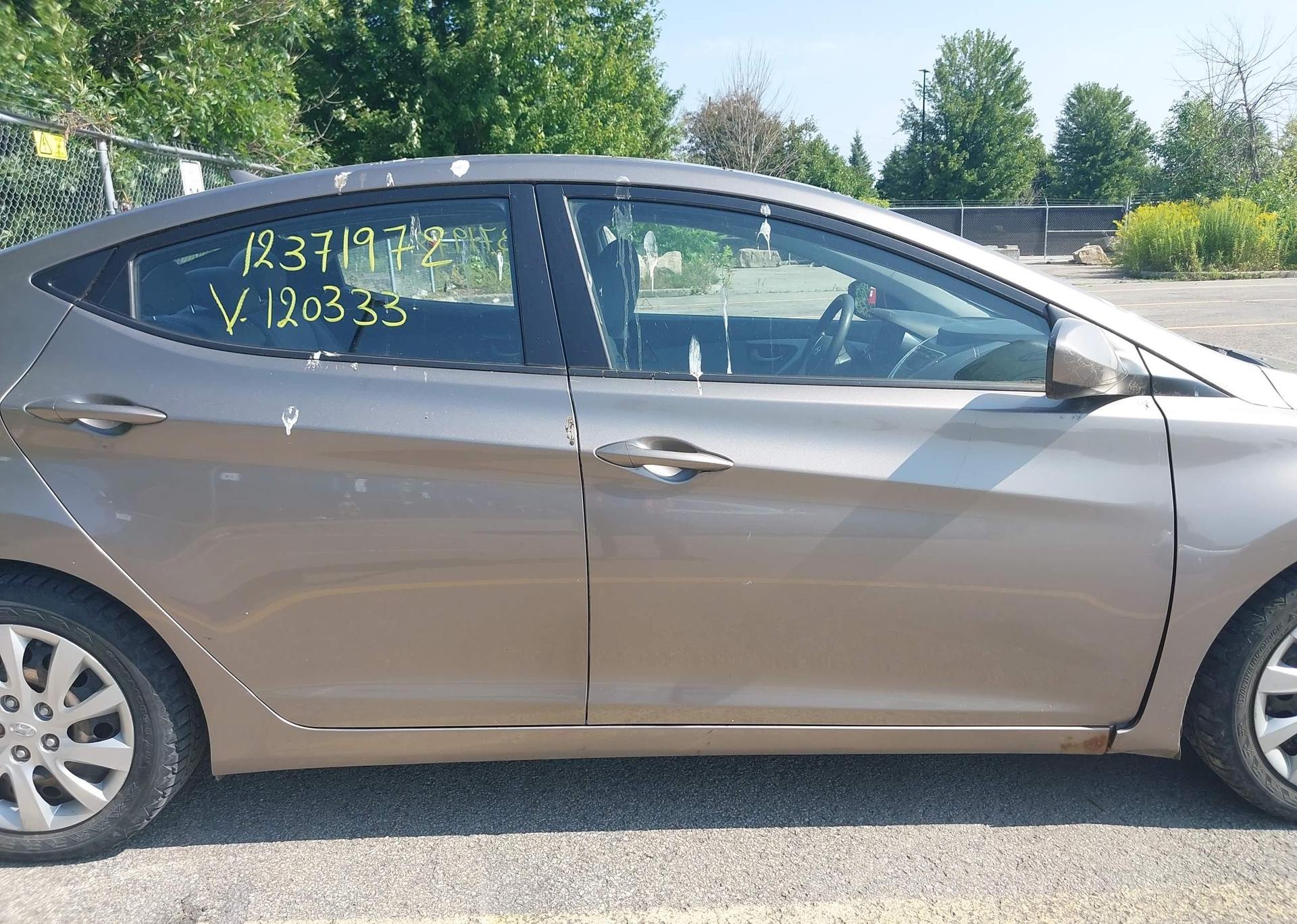 2012 HYUNDAI ELANTRA GLS