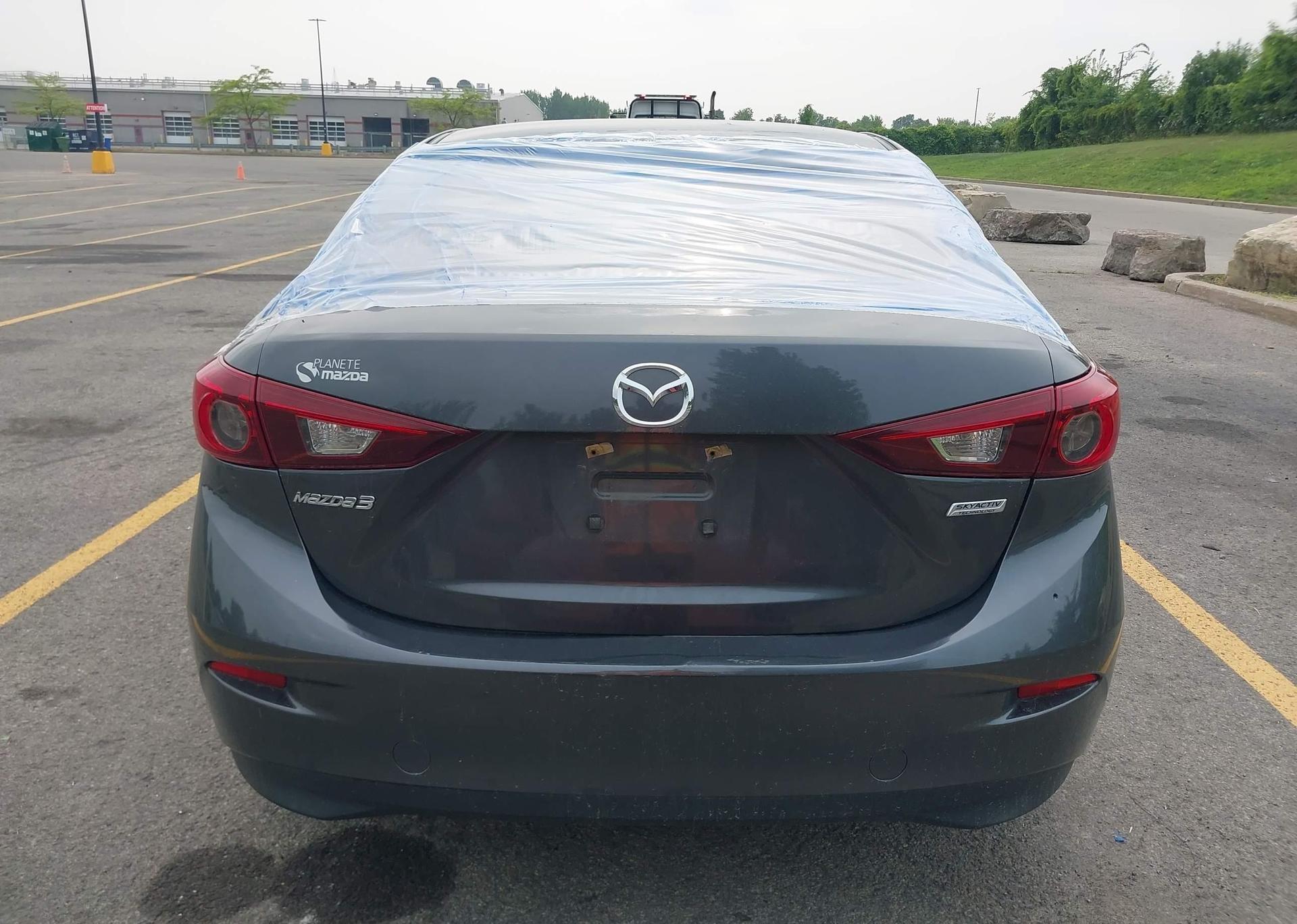 2015 MAZDA 3 Sport