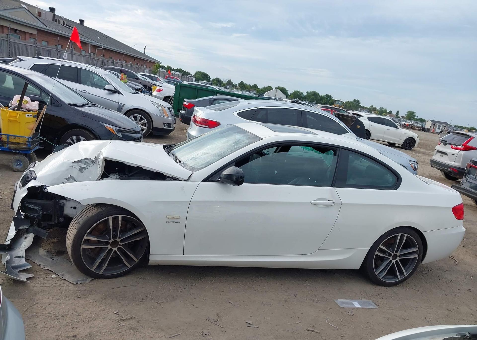 2011 BMW 335 IS